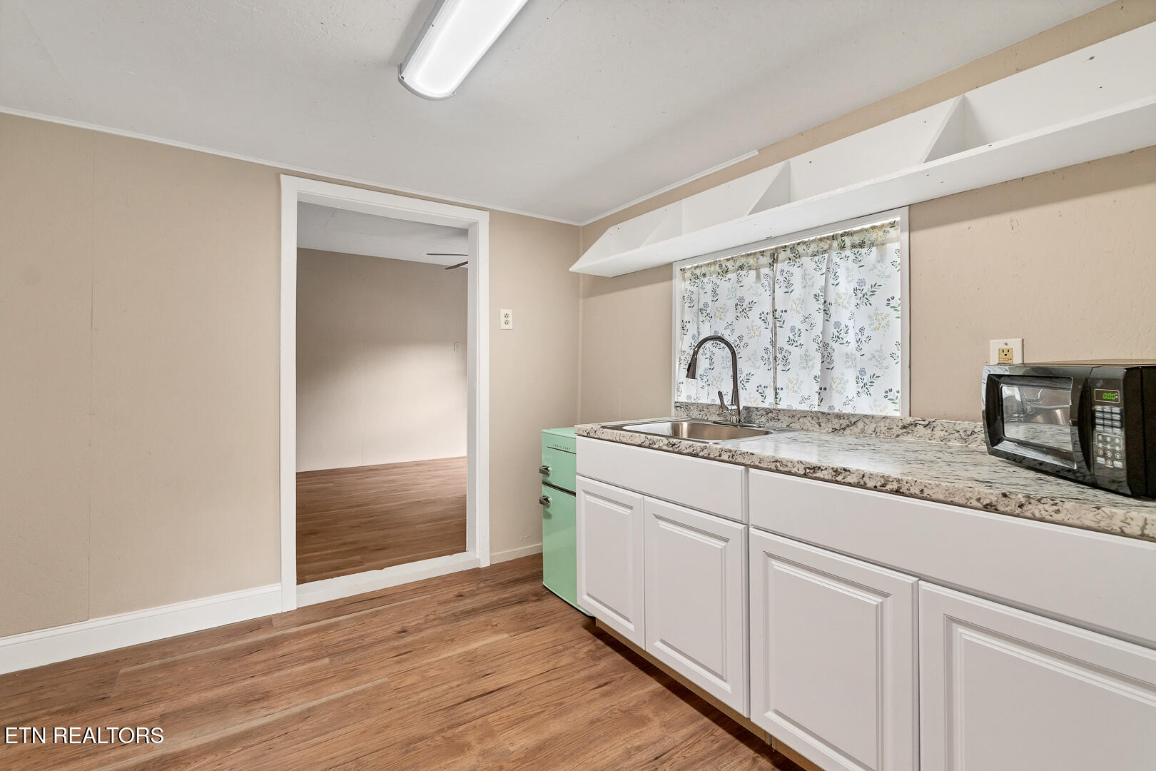 1533 Middlesettlements Road Maryville TN 37801