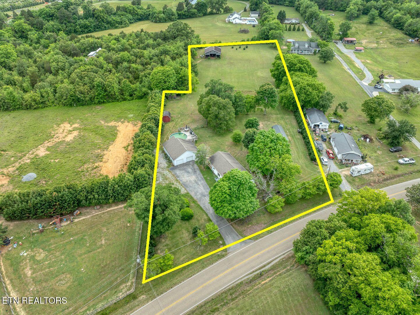 1533 Middlesettlements Road Maryville TN 37801