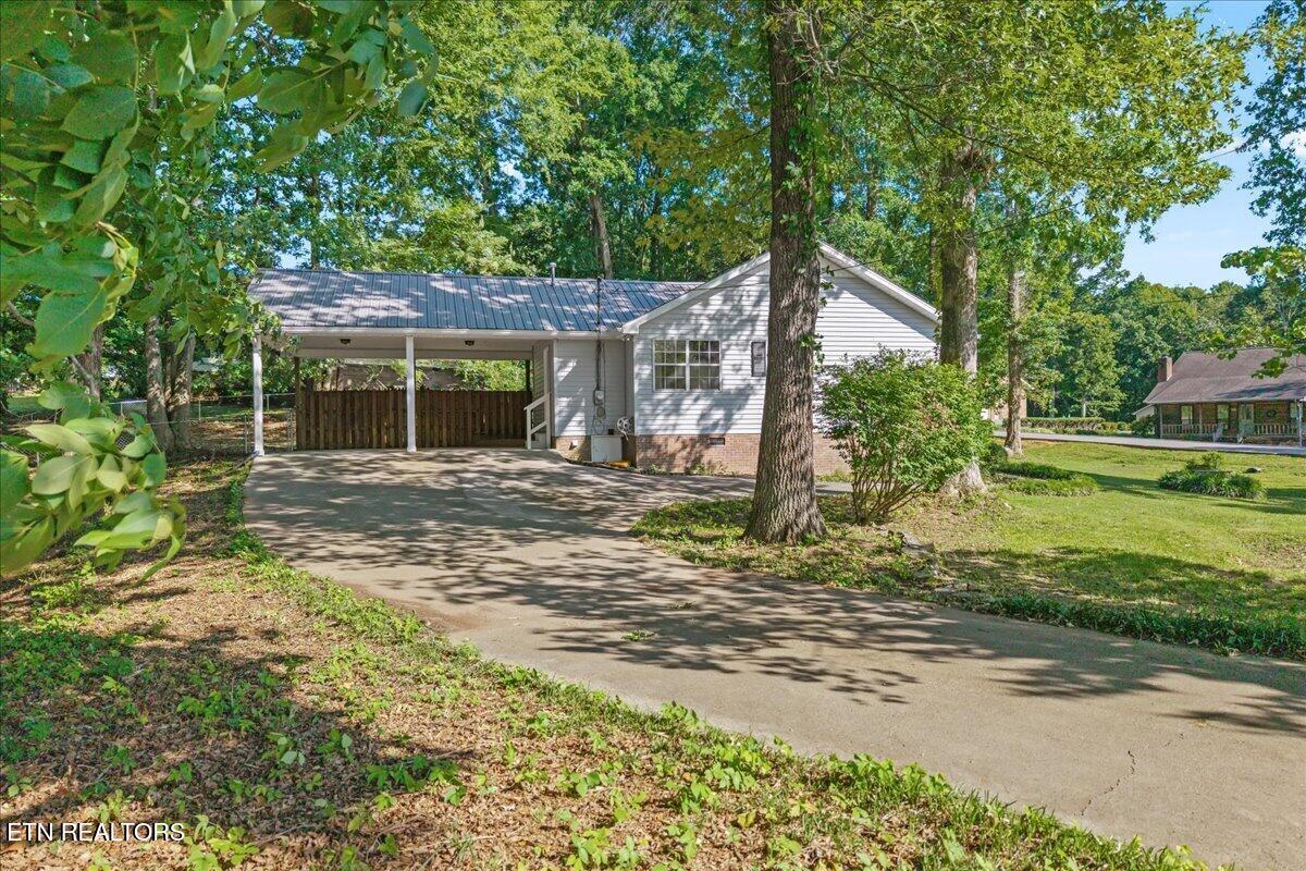 2613 Kenwood Drive Athens TN 37303