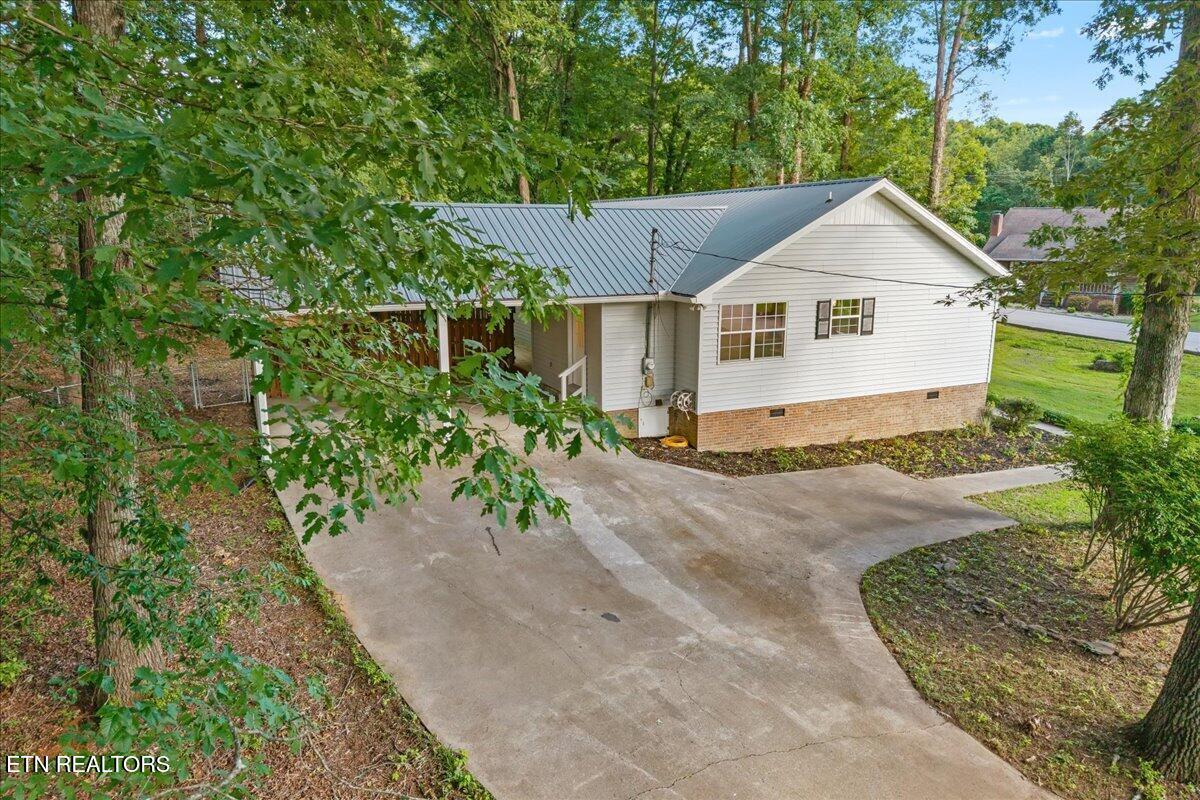 2613 Kenwood Drive Athens TN 37303