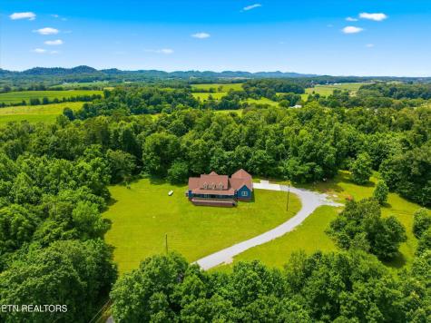 2728 Sweetwater Vonore Road Sweetwater TN 37874