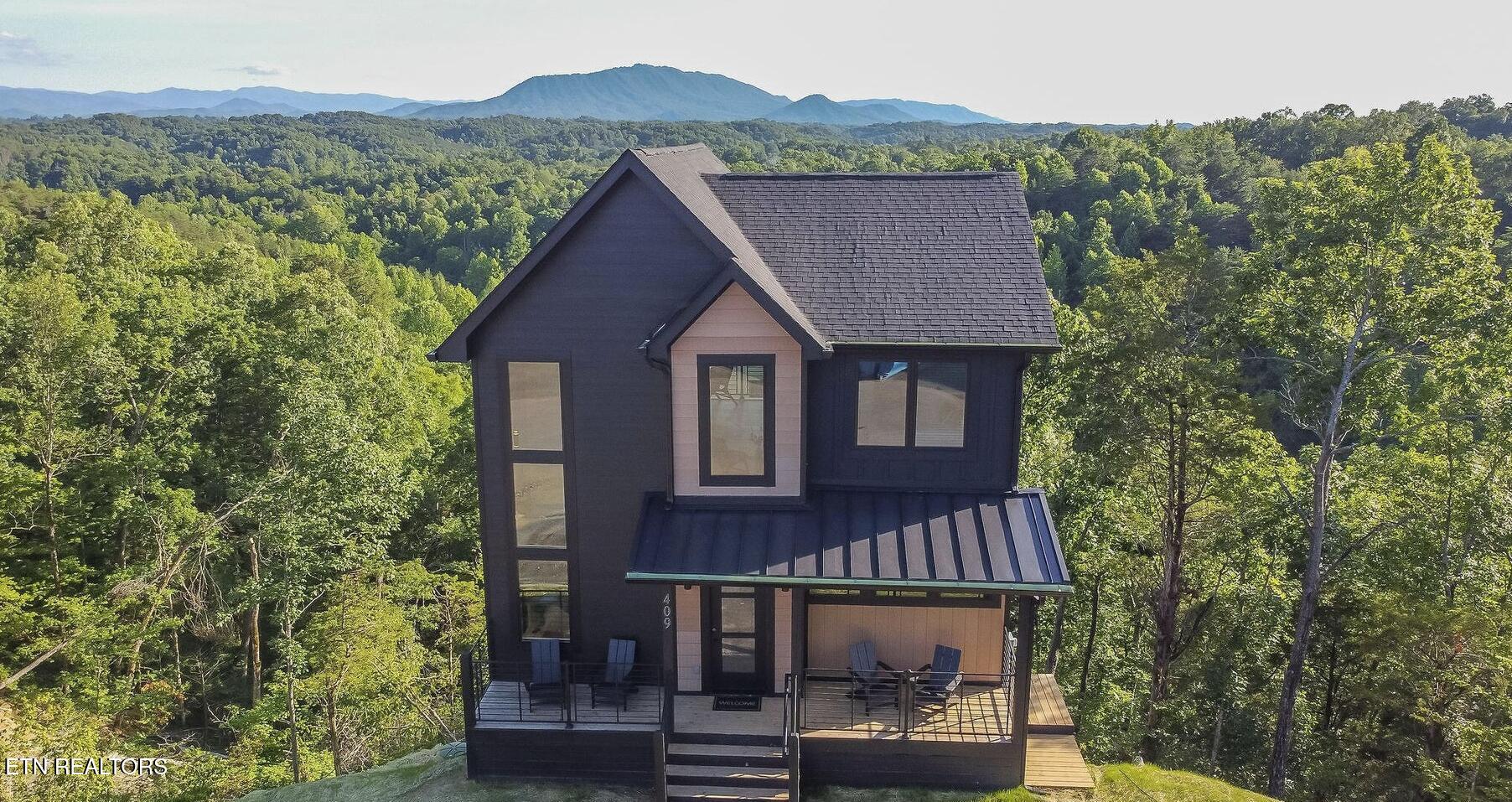 409 Compass Point Way Sevierville TN 37876