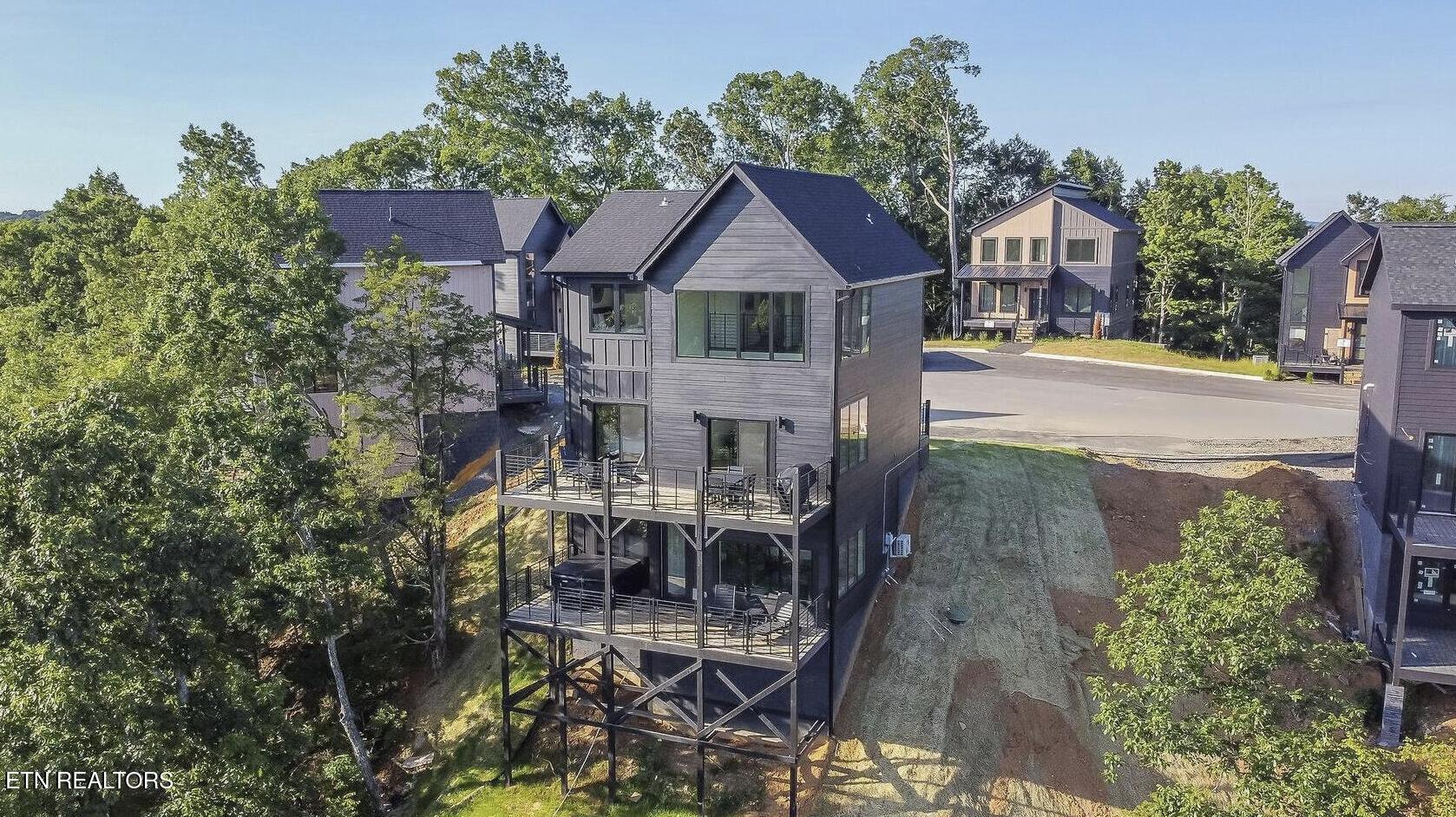 409 Compass Point Way Sevierville TN 37876