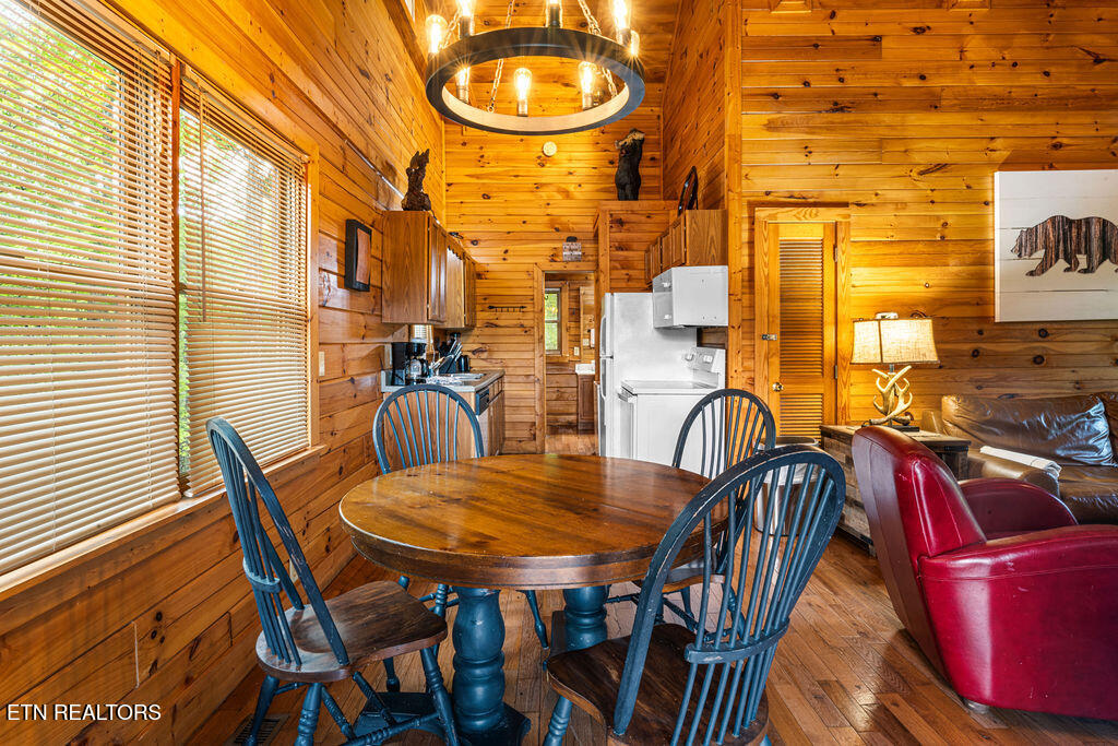 614 Hillbilly Haven Way Gatlinburg TN 37738