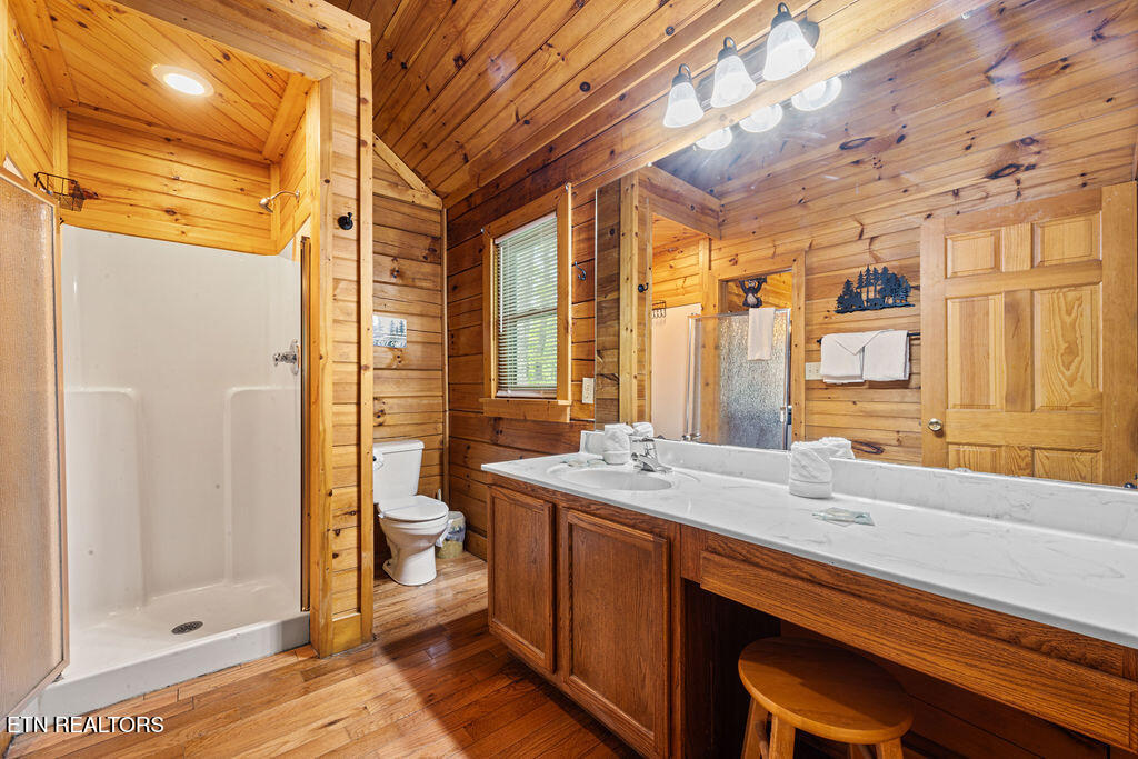 614 Hillbilly Haven Way Gatlinburg TN 37738