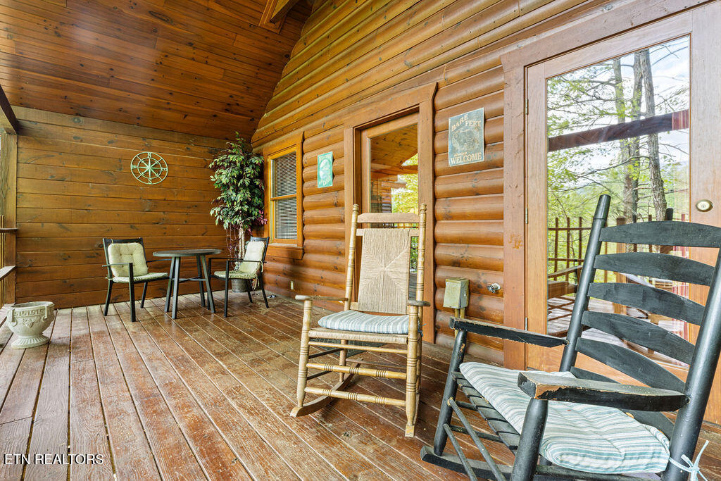 614 Hillbilly Haven Way Gatlinburg TN 37738