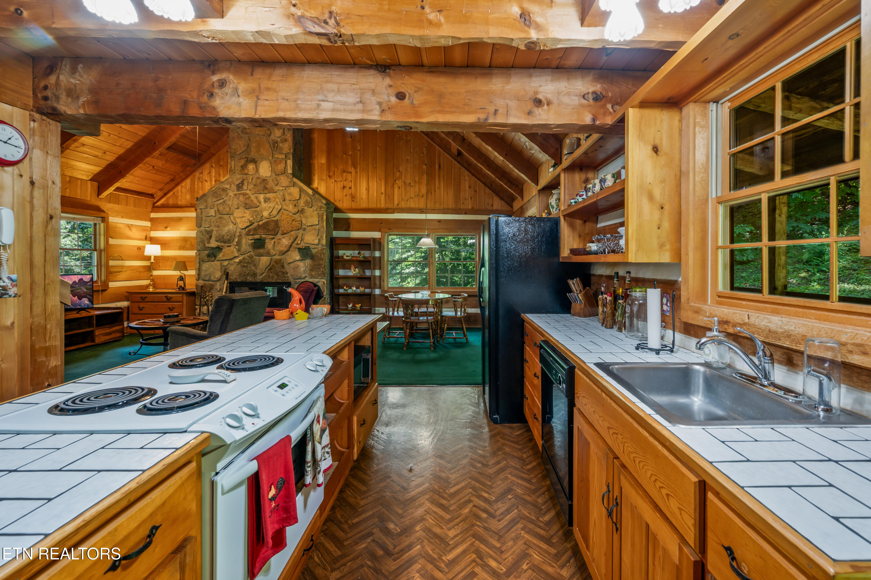 727 Hidden Valley Road Gatlinburg TN 37738