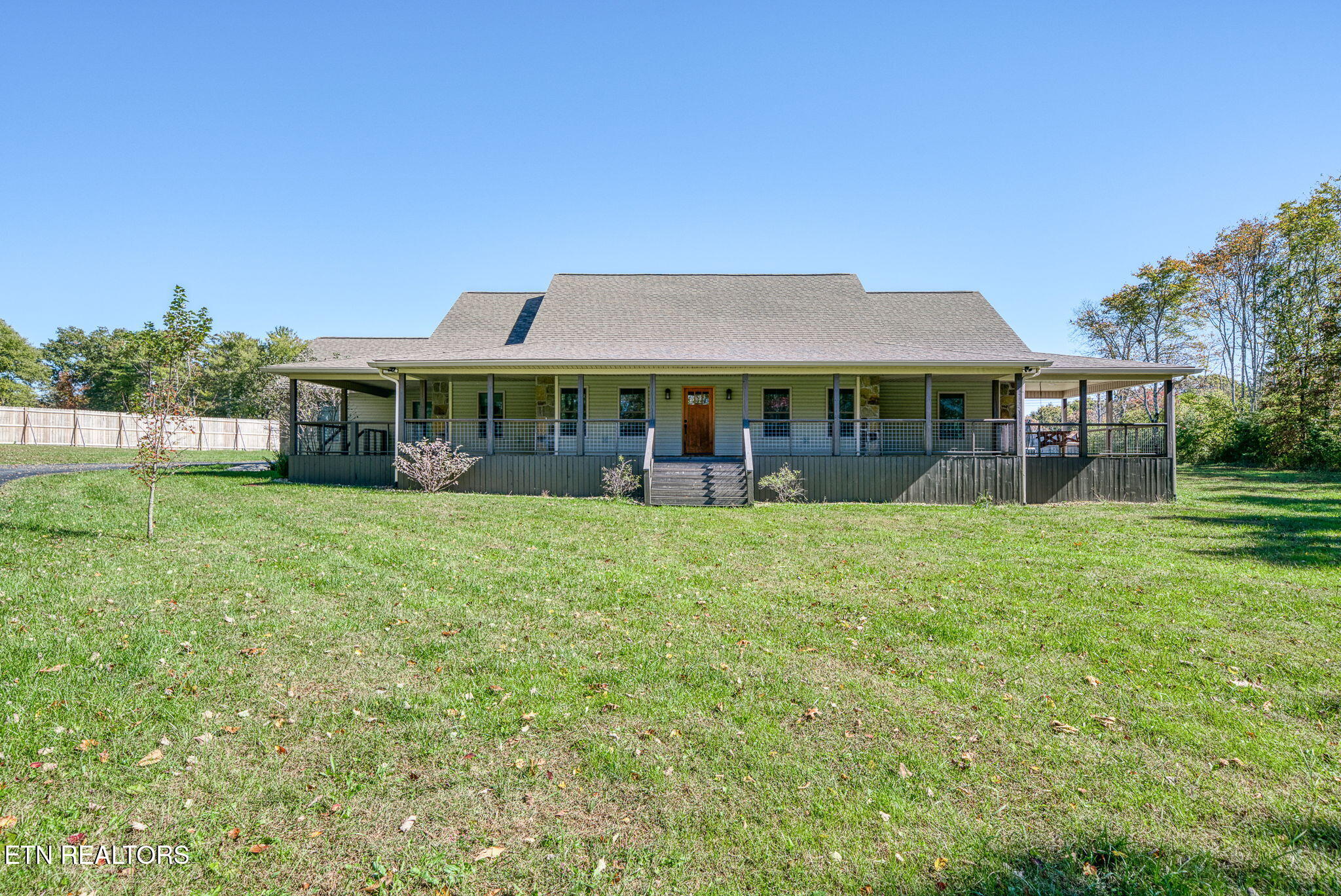 1112 Gray Eagle Drive Crossville TN 38572