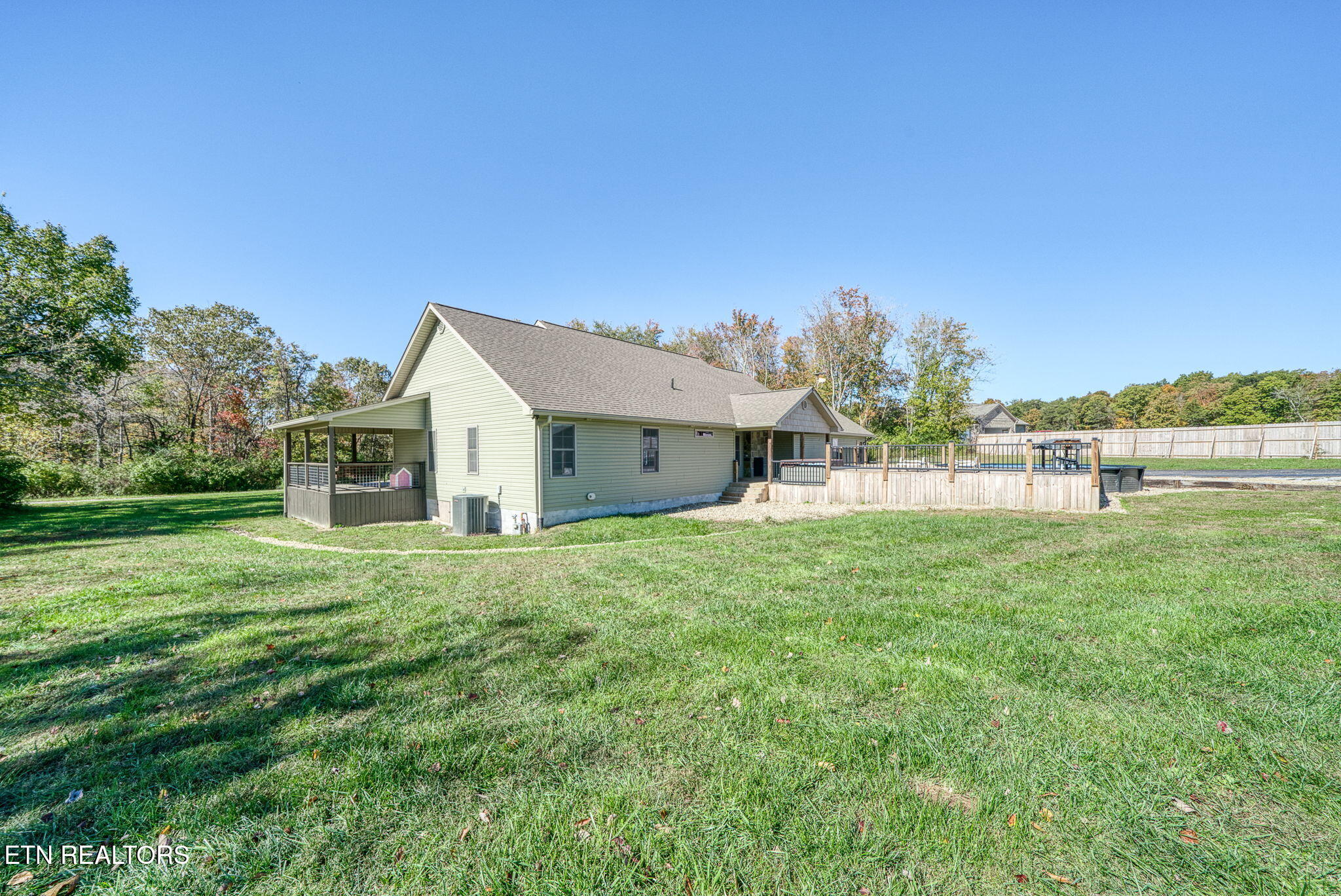 1112 Gray Eagle Drive Crossville TN 38572