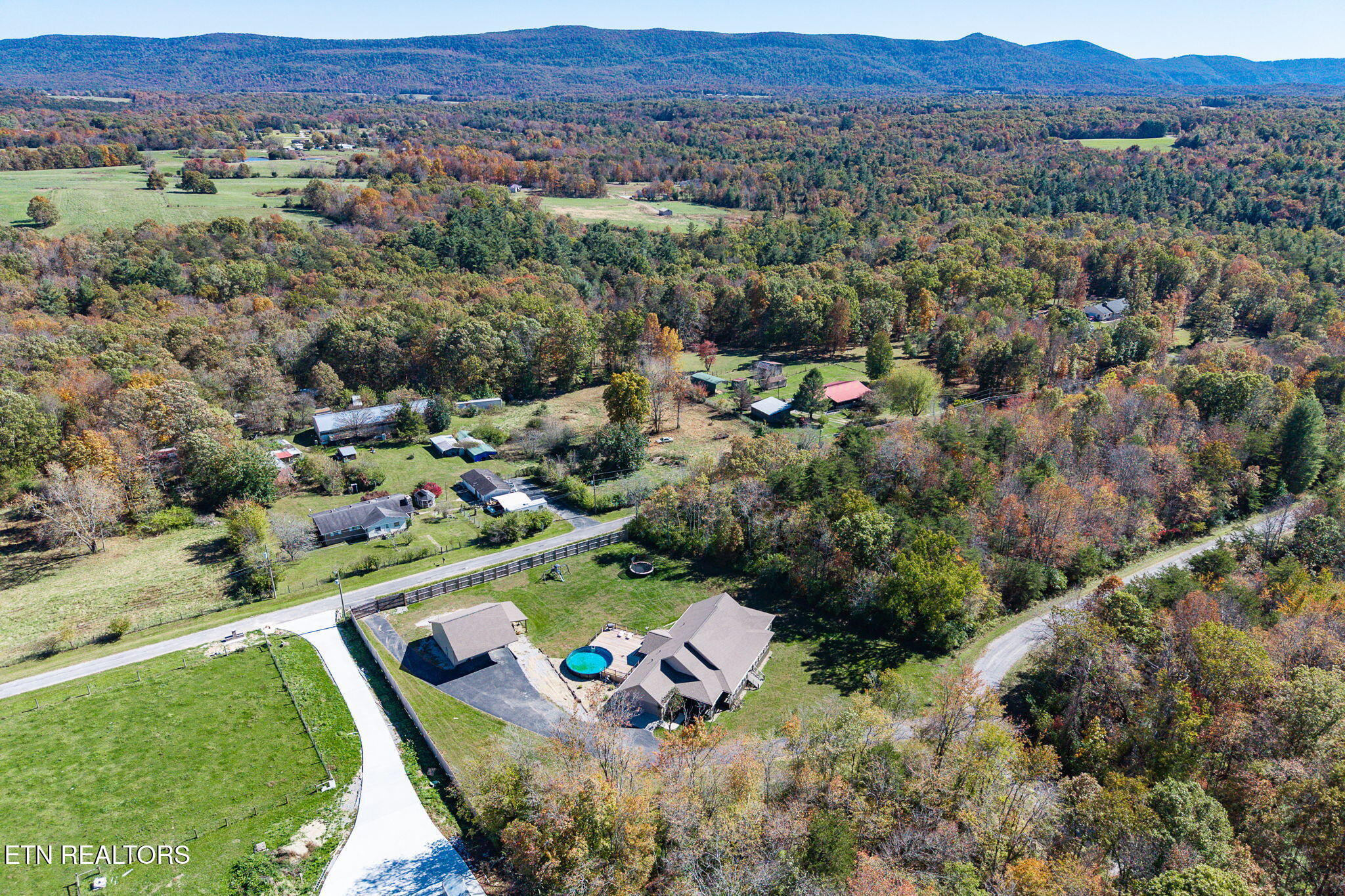 1112 Gray Eagle Drive Crossville TN 38572