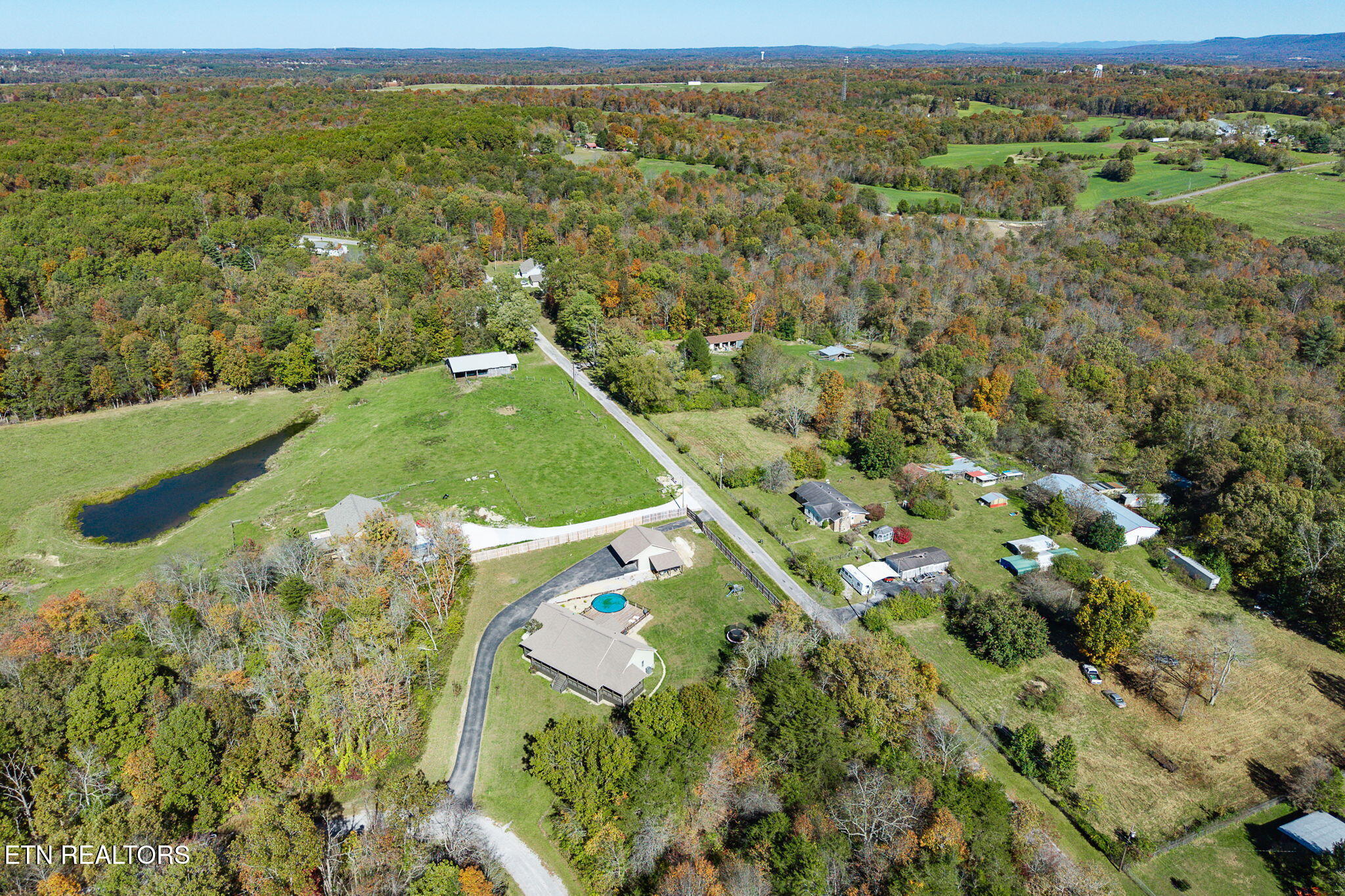 1112 Gray Eagle Drive Crossville TN 38572