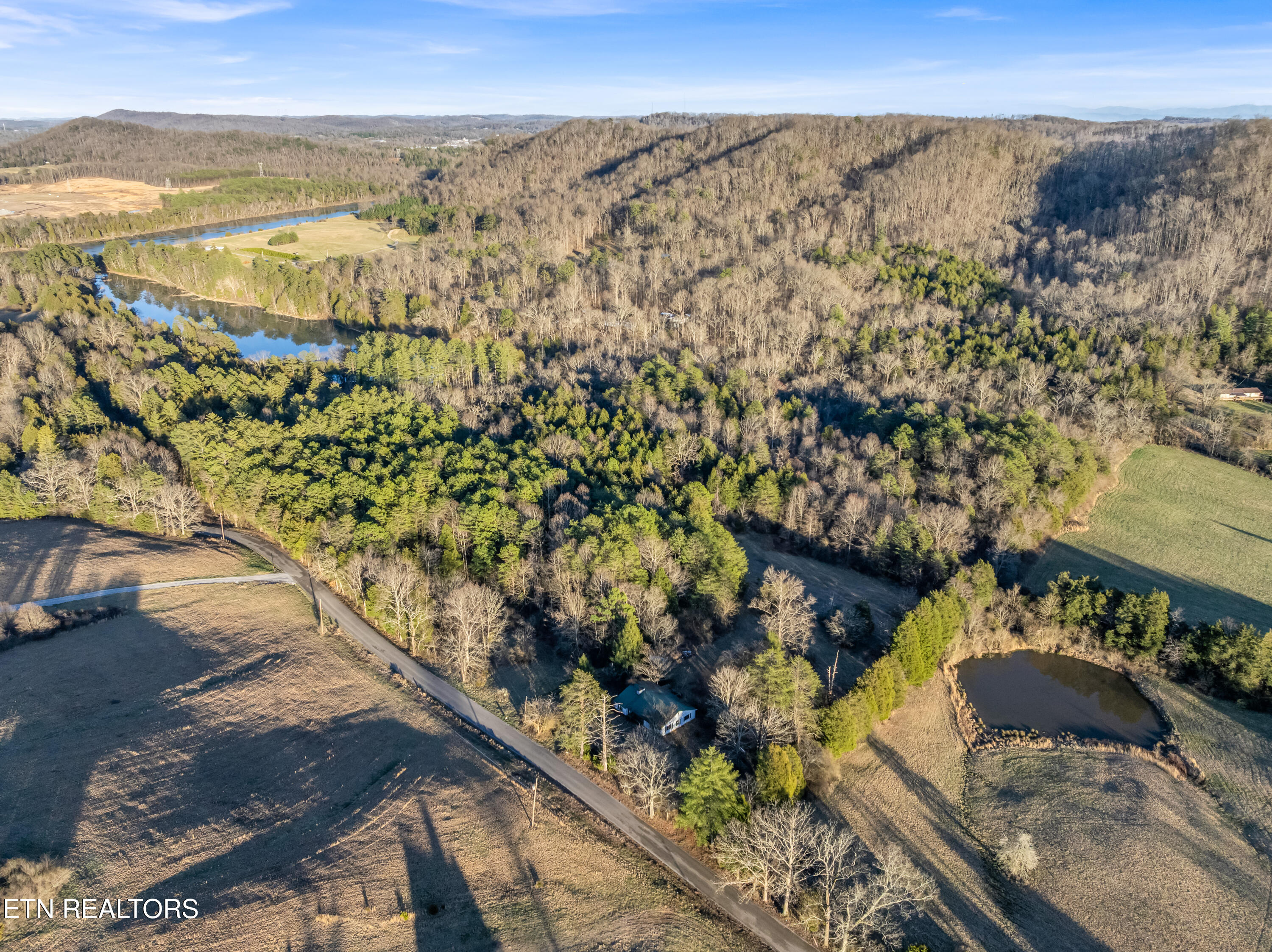 142 Fiddlers Lane Kingston TN 37763