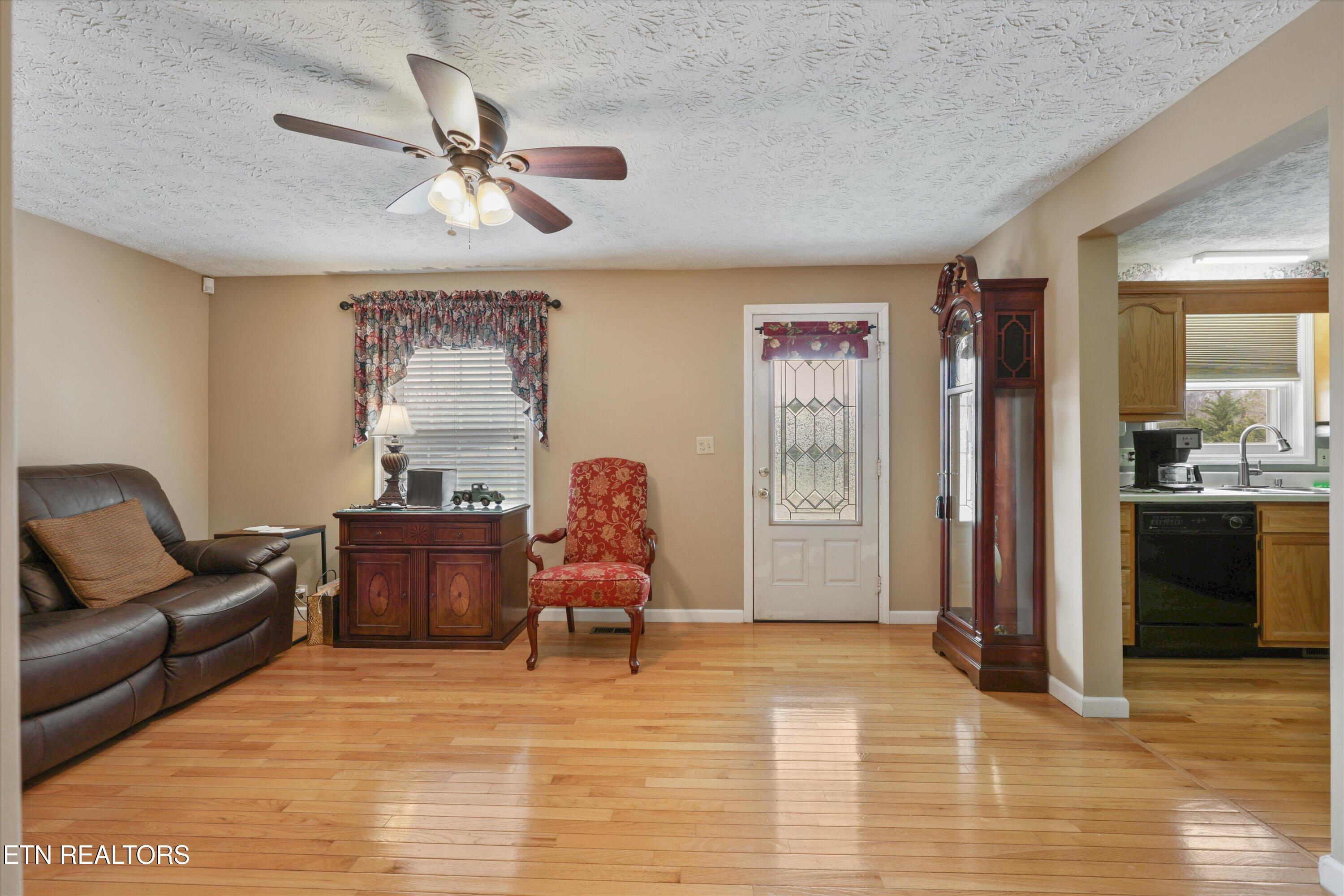 812 New Clear Branch Road Rocky Top TN 37769