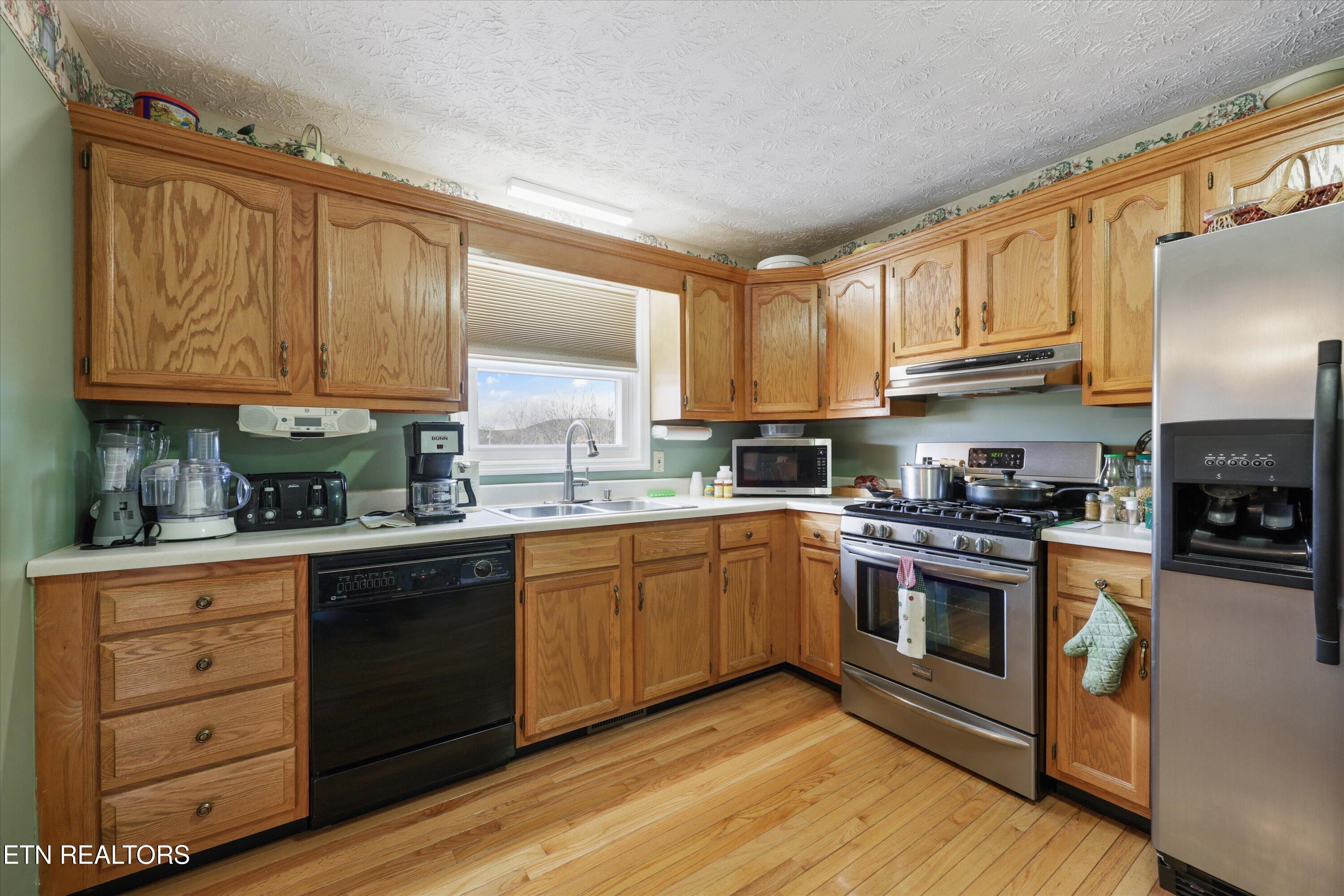 812 New Clear Branch Road Rocky Top TN 37769