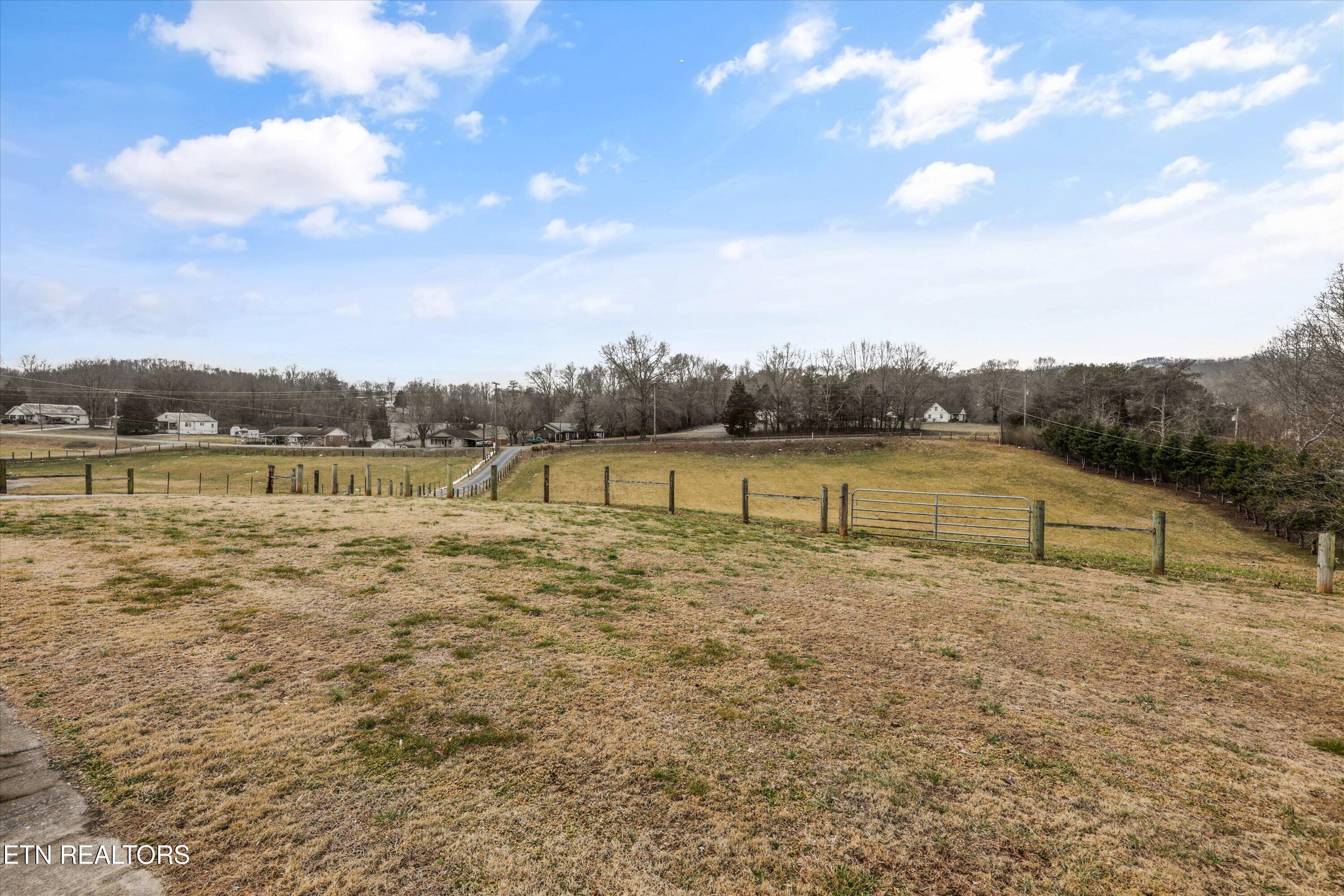 812 New Clear Branch Road Rocky Top TN 37769