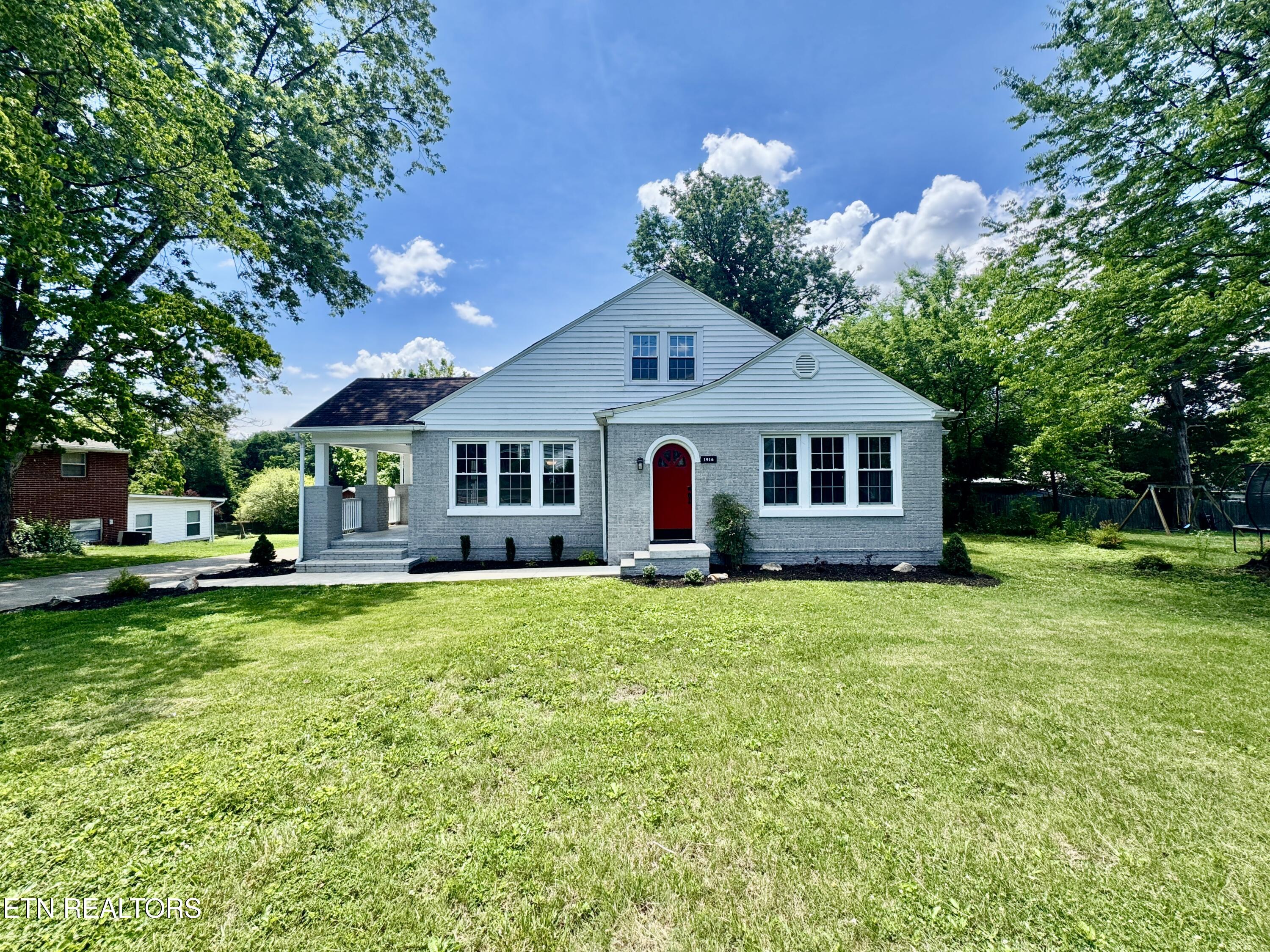 1916 Fair Drive Knoxville TN 37918