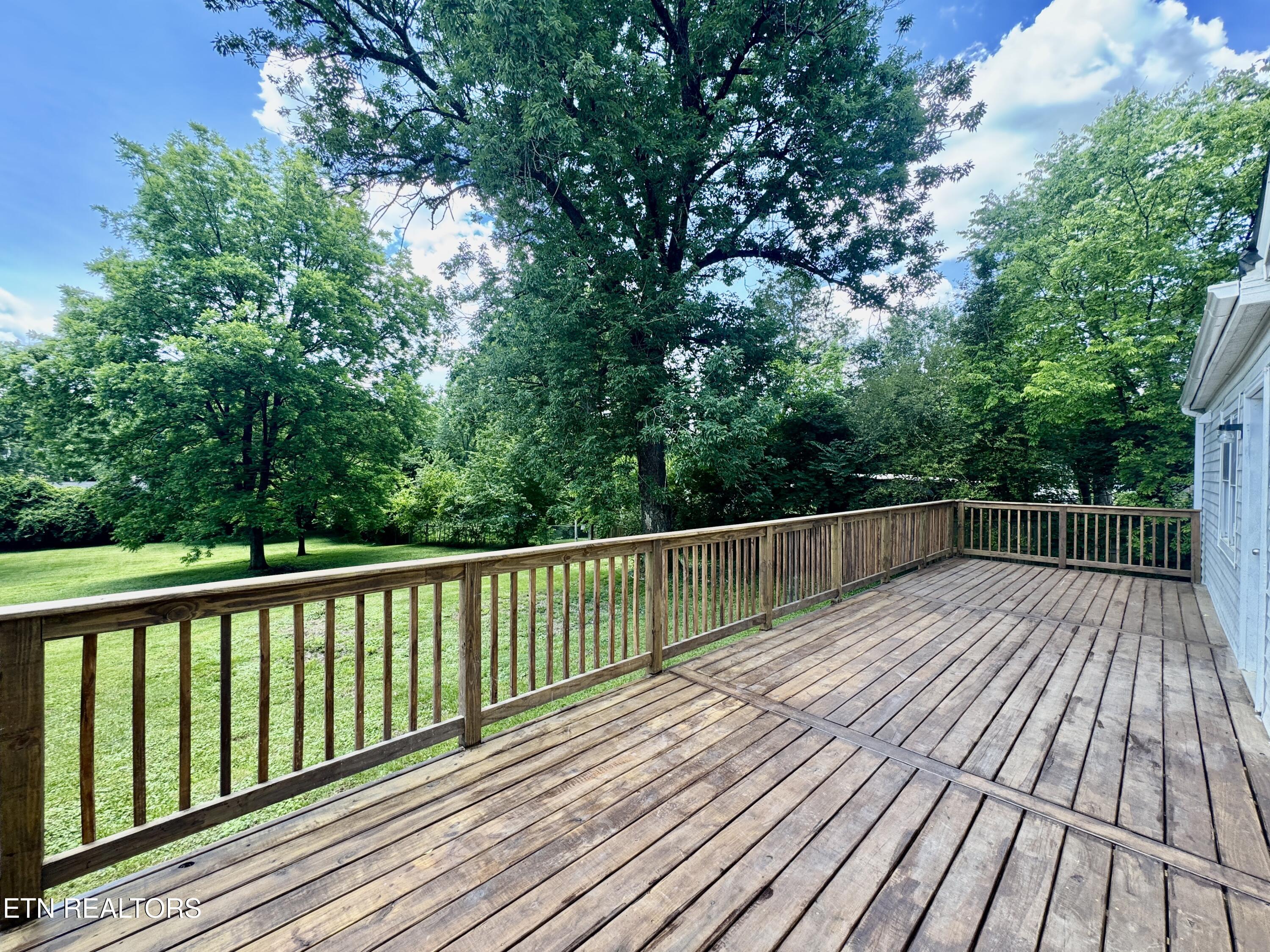 1916 Fair Drive Knoxville TN 37918