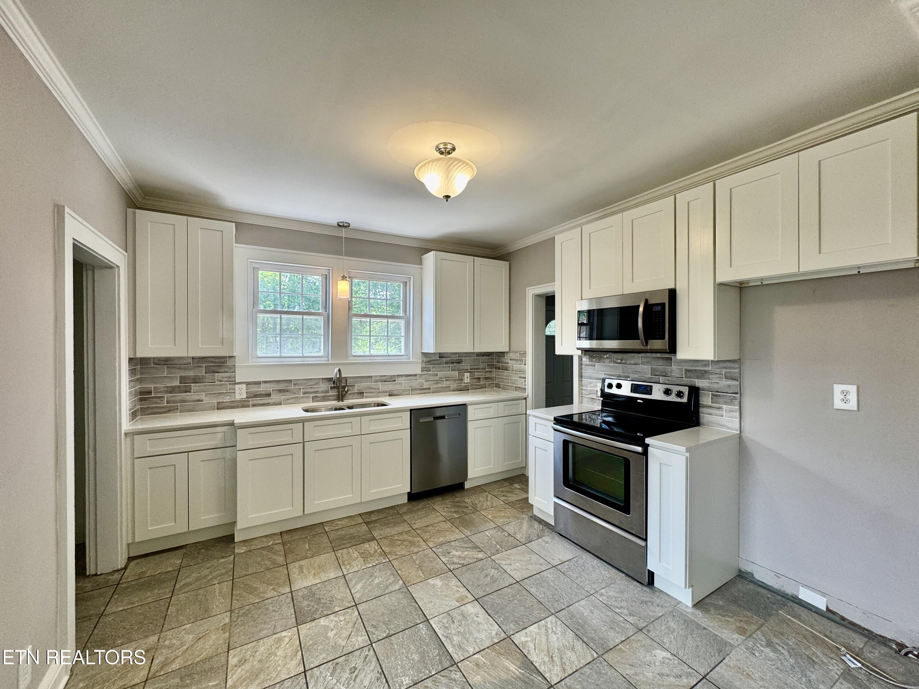 1916 Fair Drive Knoxville TN 37918
