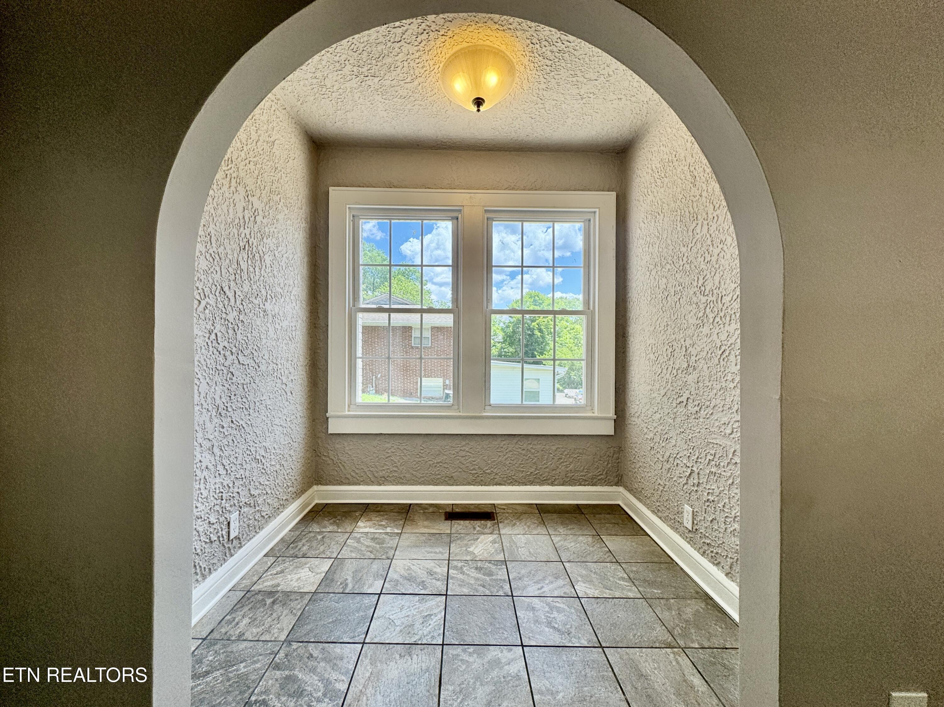 1916 Fair Drive Knoxville TN 37918