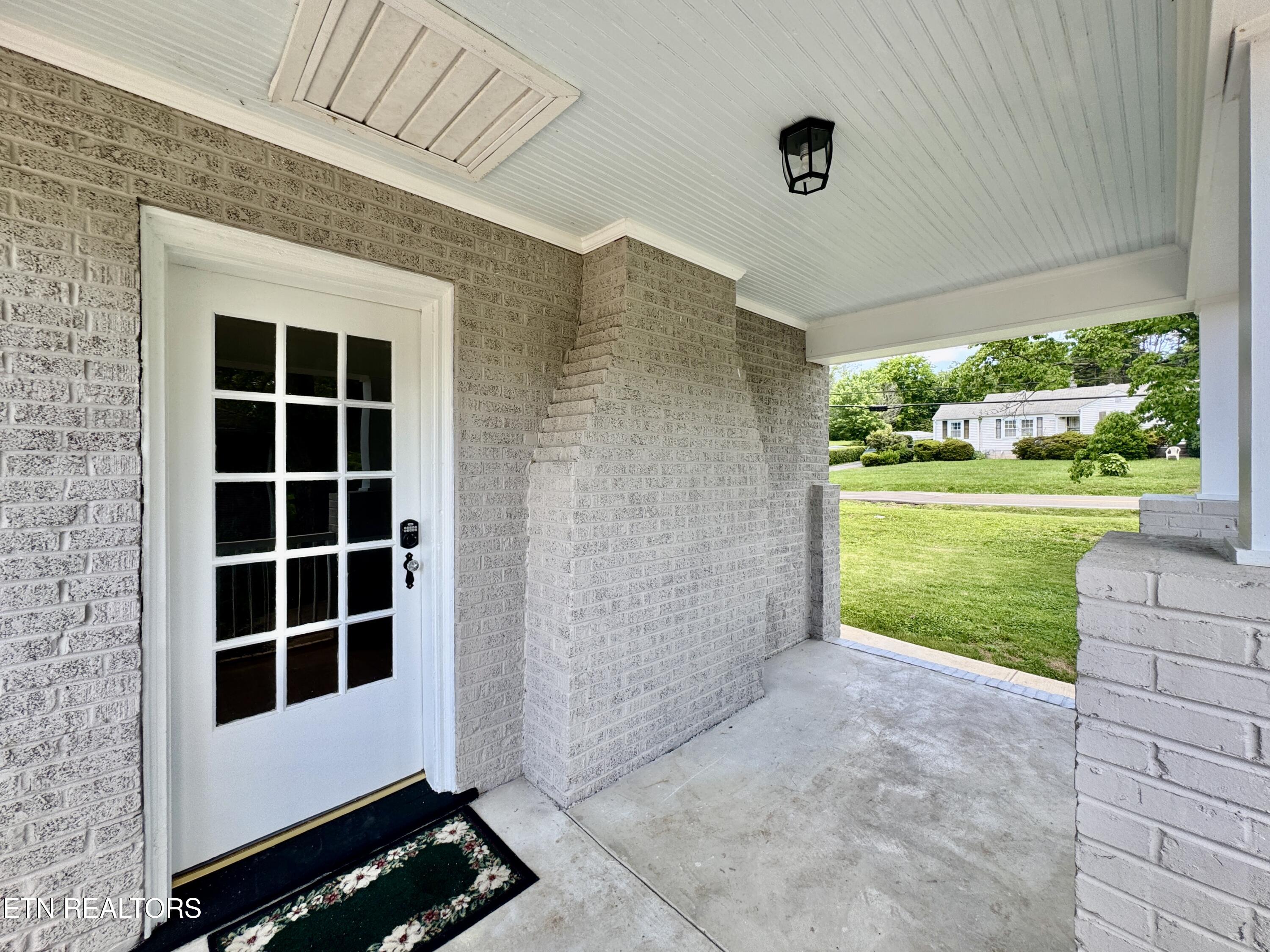 1916 Fair Drive Knoxville TN 37918