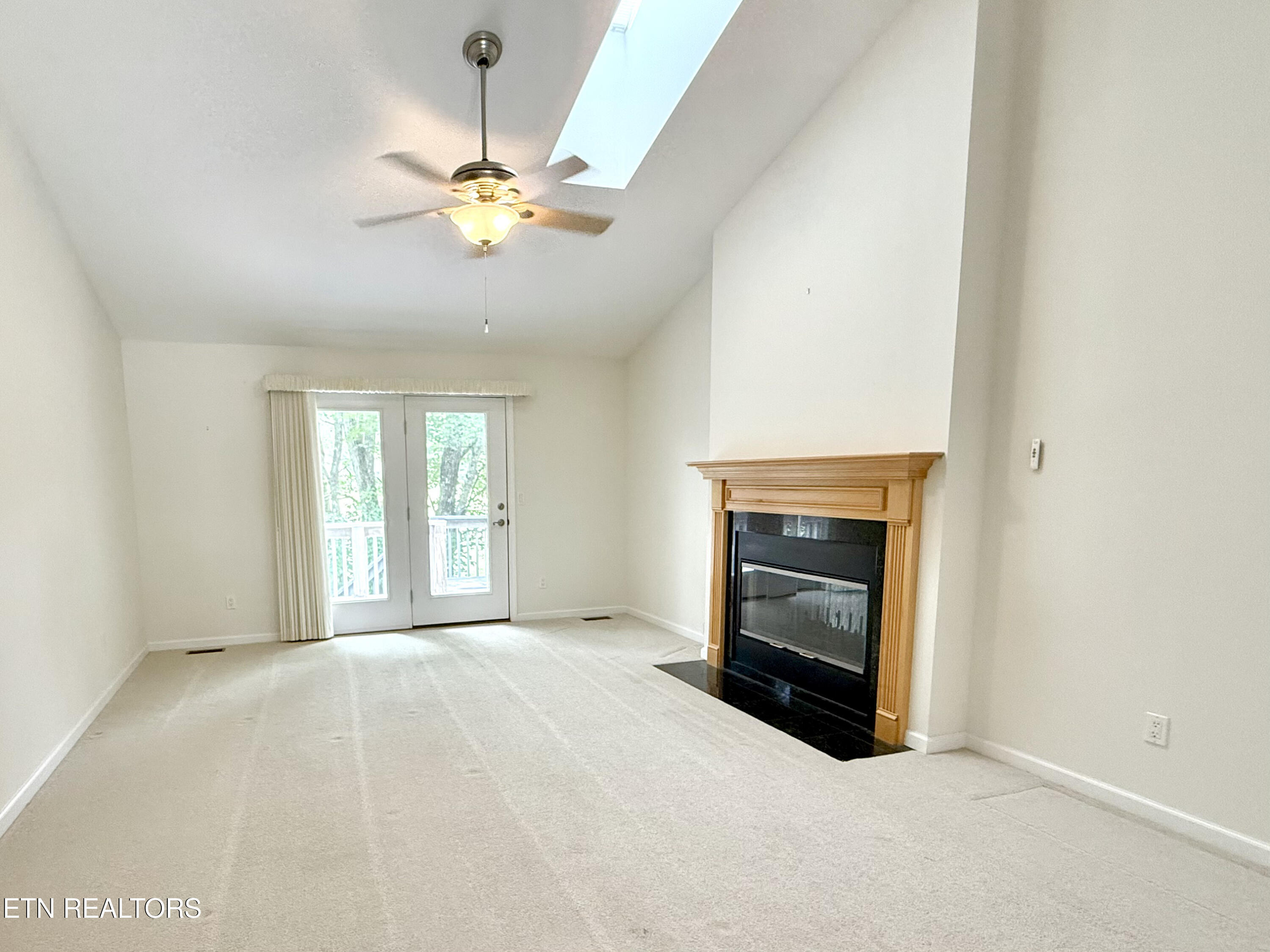 17 Kenwood Court Crossville TN 38558