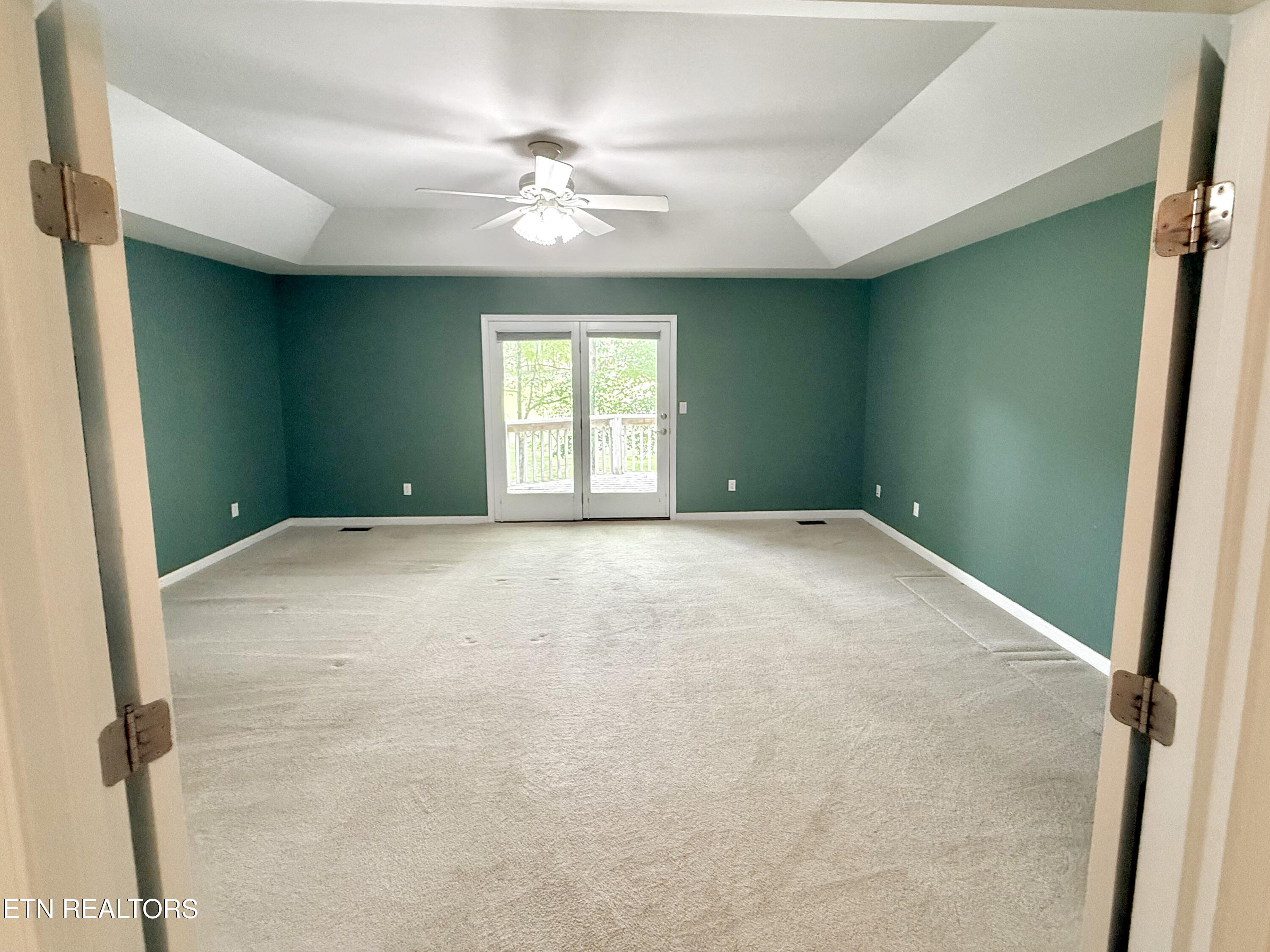 17 Kenwood Court Crossville TN 38558