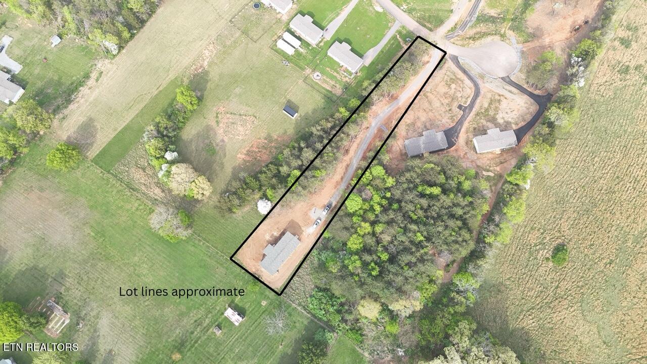 346 Bungalow Drive Dandridge TN 37725