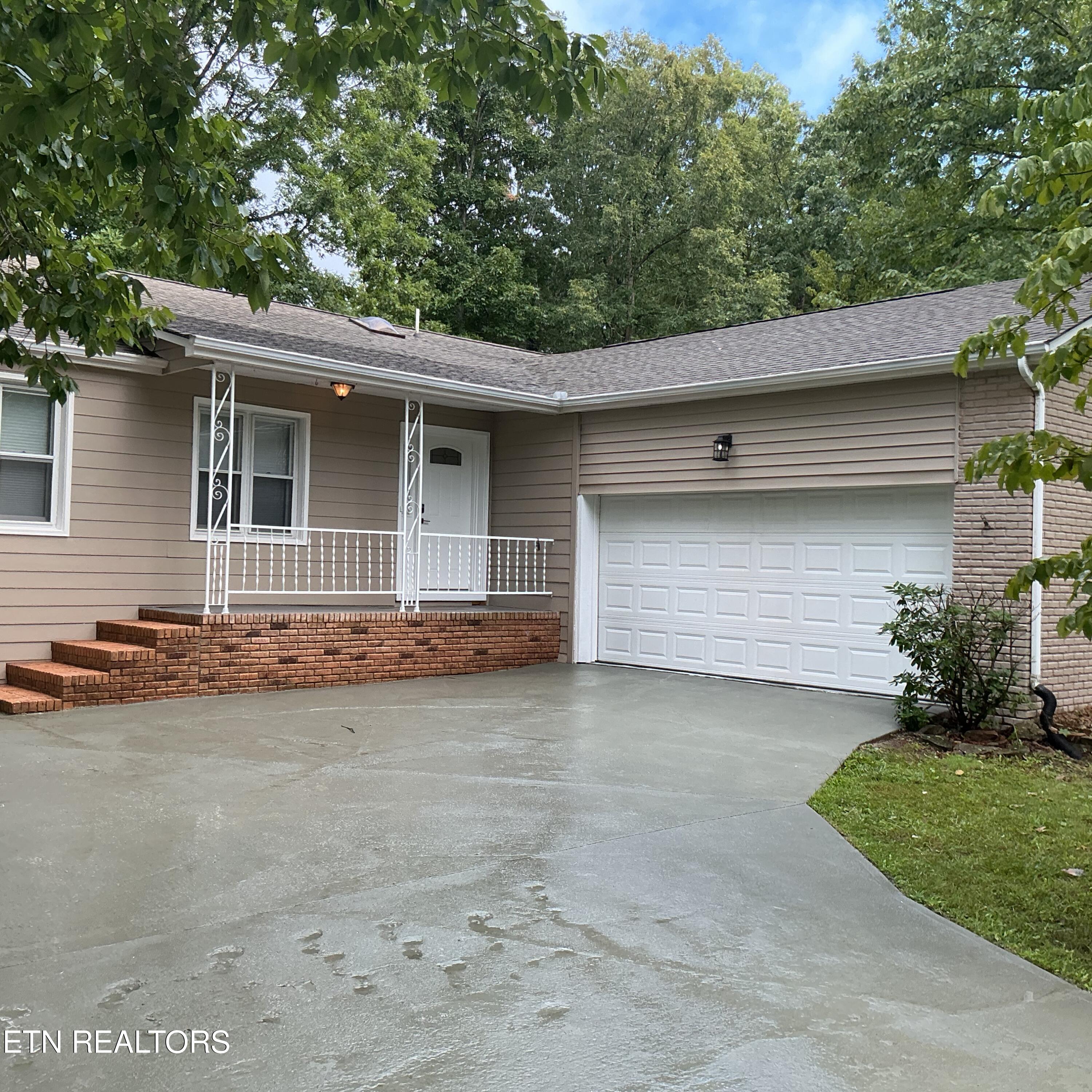 111 Eagle Lane Crossville TN 38558