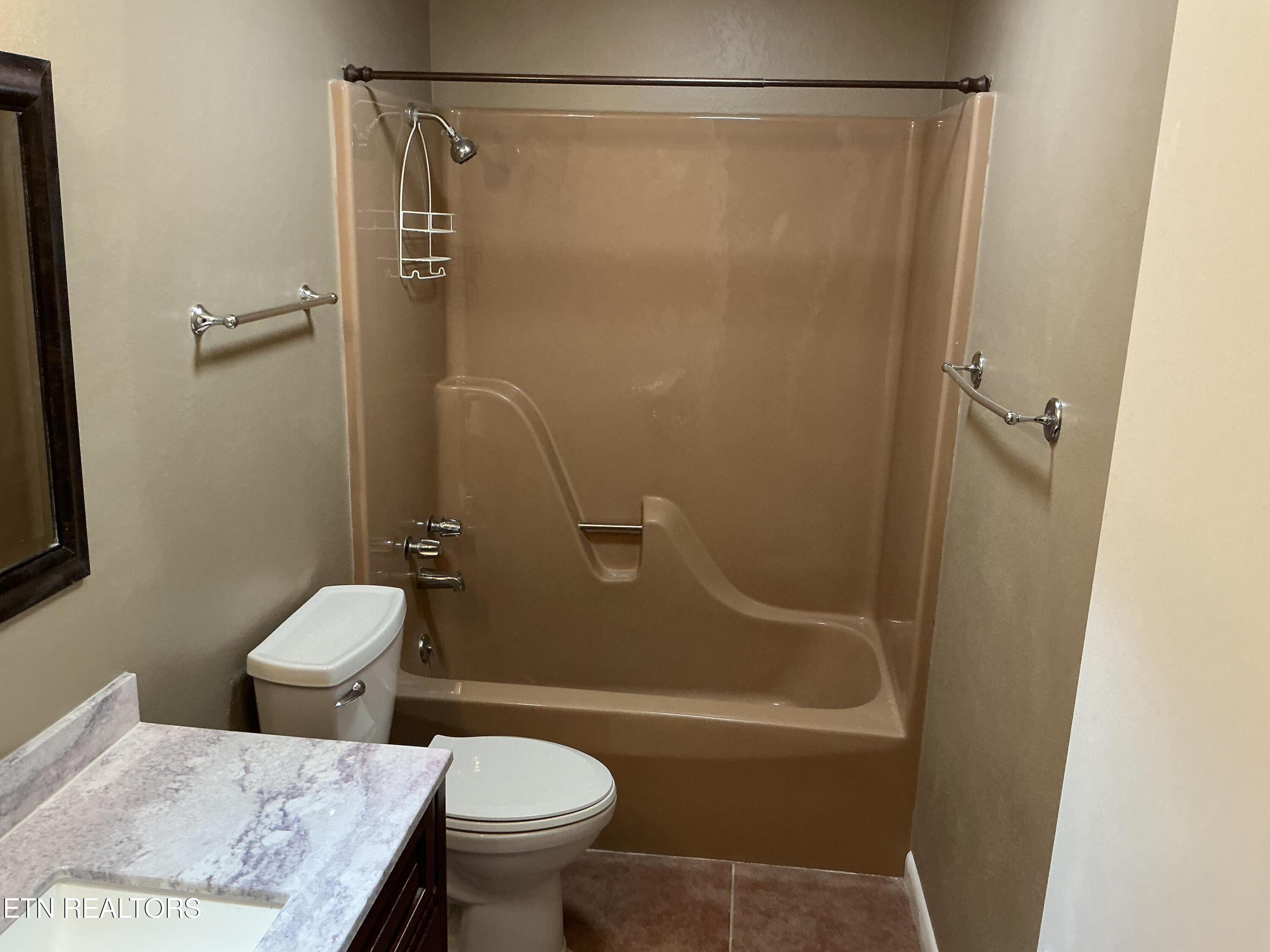 111 Eagle Lane Crossville TN 38558