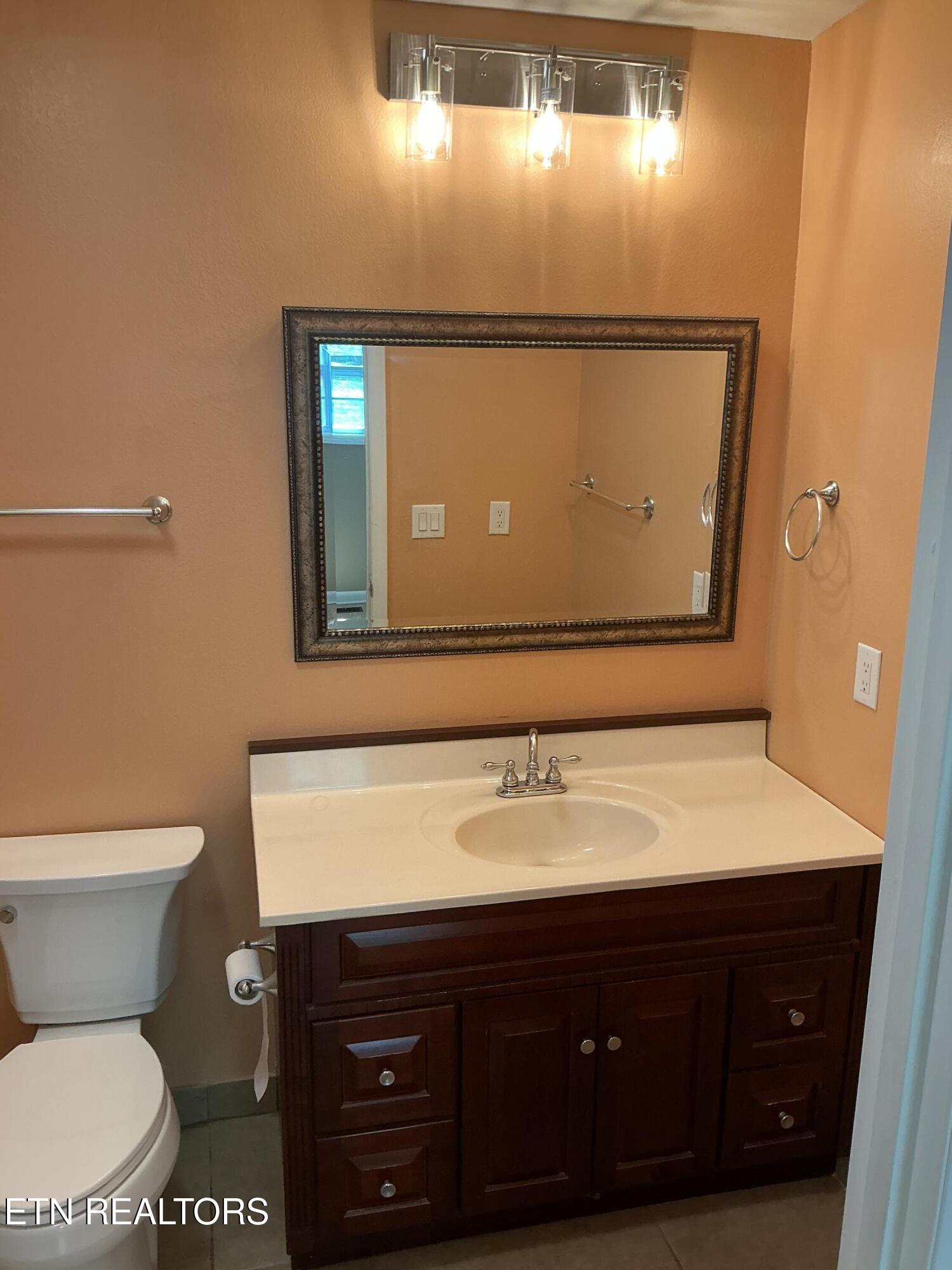 111 Eagle Lane Crossville TN 38558