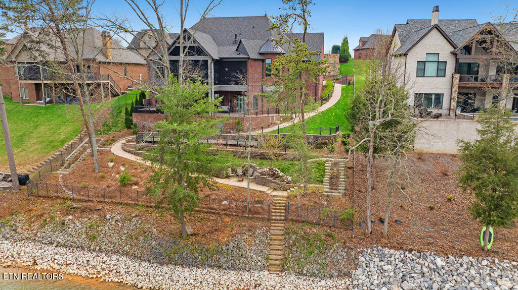 2420 Marina Way Lenoir City TN 37772
