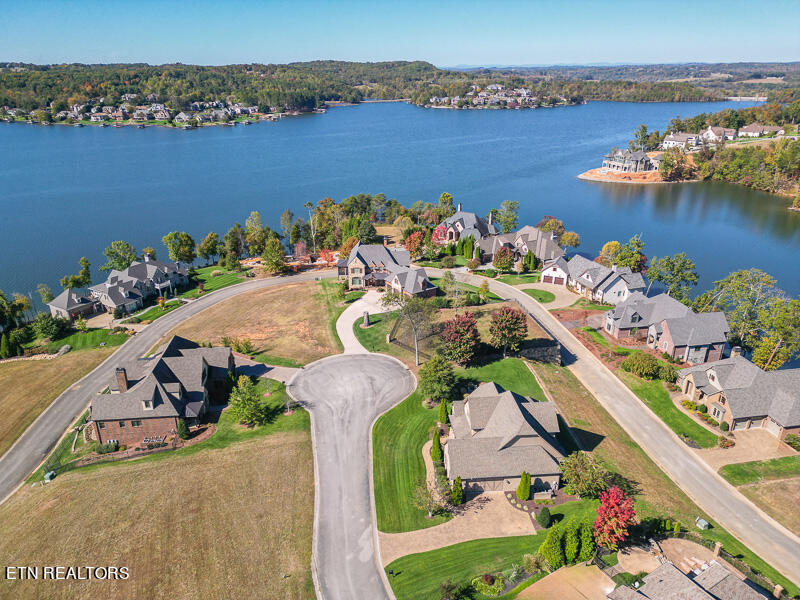1036 Castaway Lane Lenoir City TN 37772