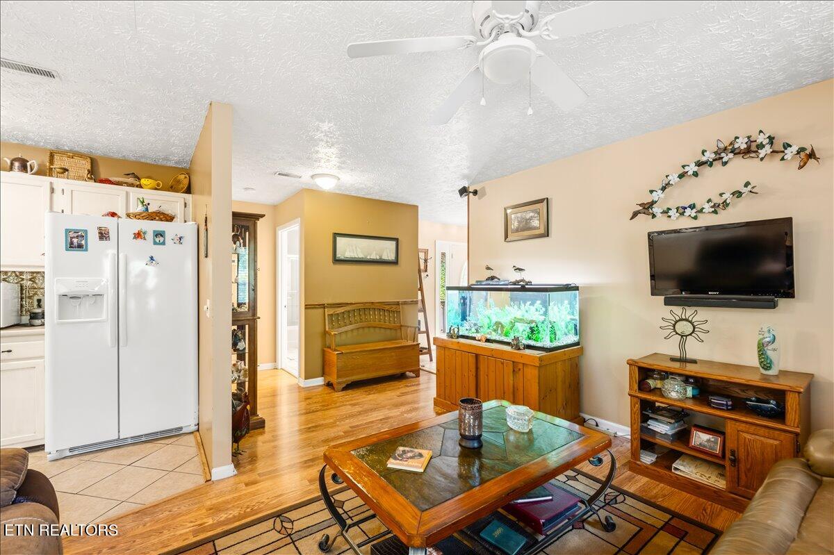 274 Pearl Road Lafollette TN 37766