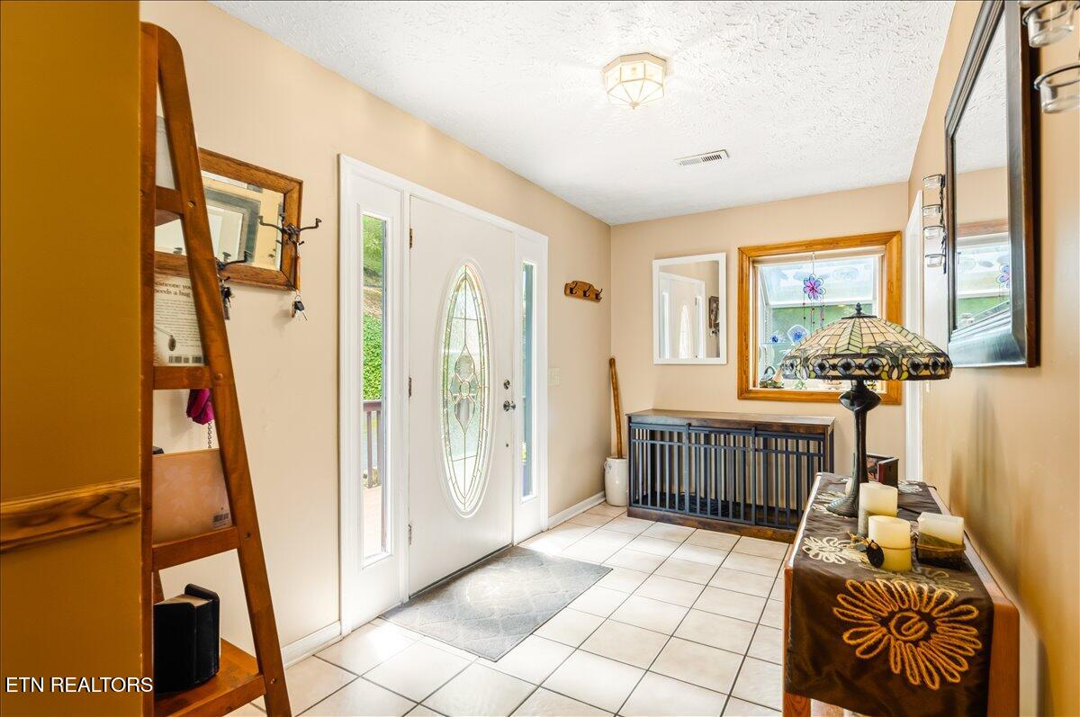 274 Pearl Road Lafollette TN 37766
