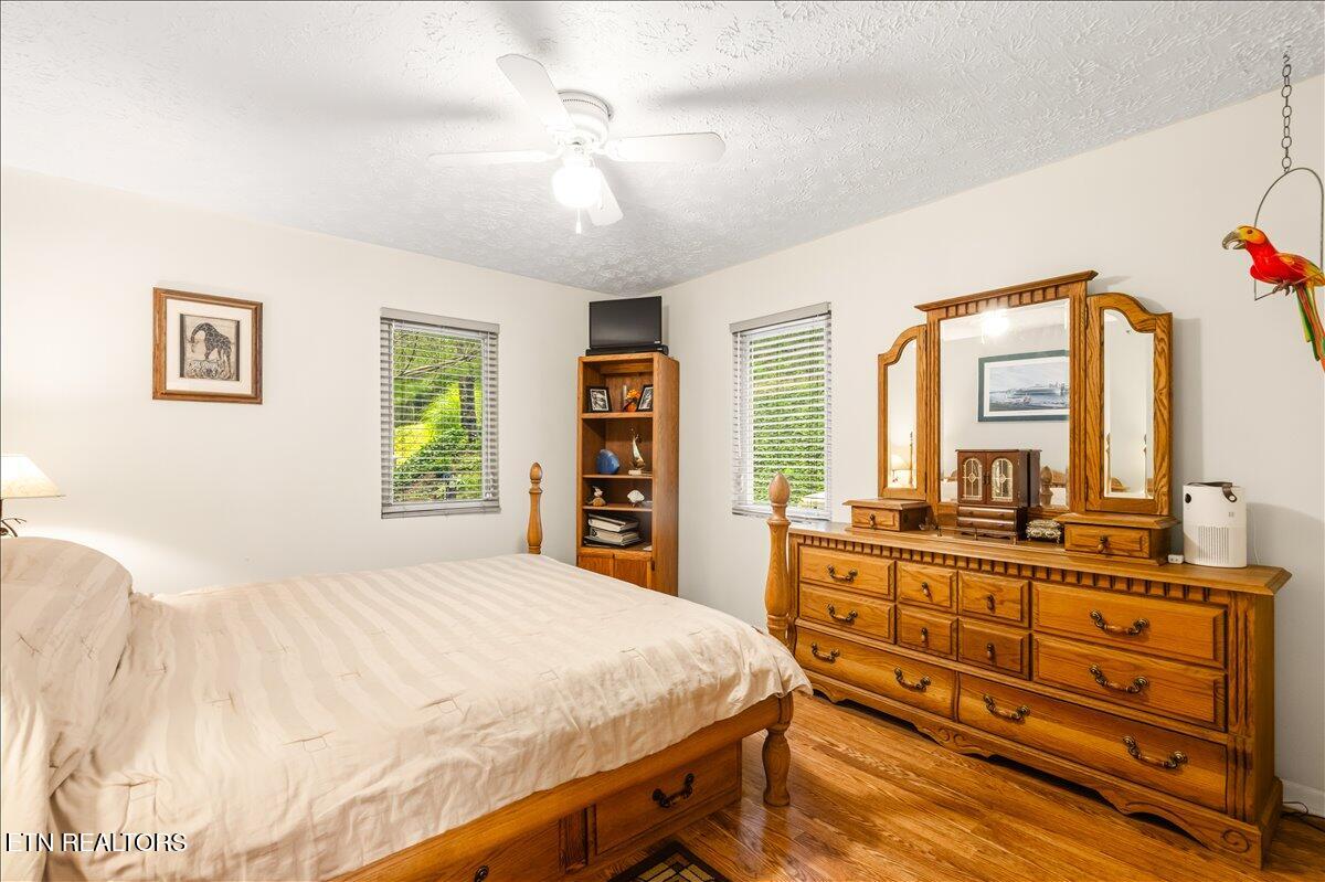 274 Pearl Road Lafollette TN 37766