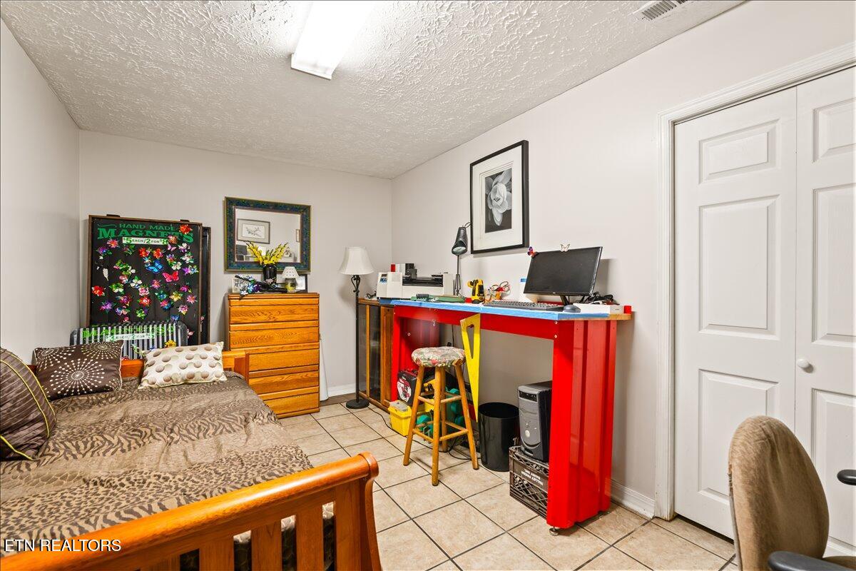 274 Pearl Road Lafollette TN 37766