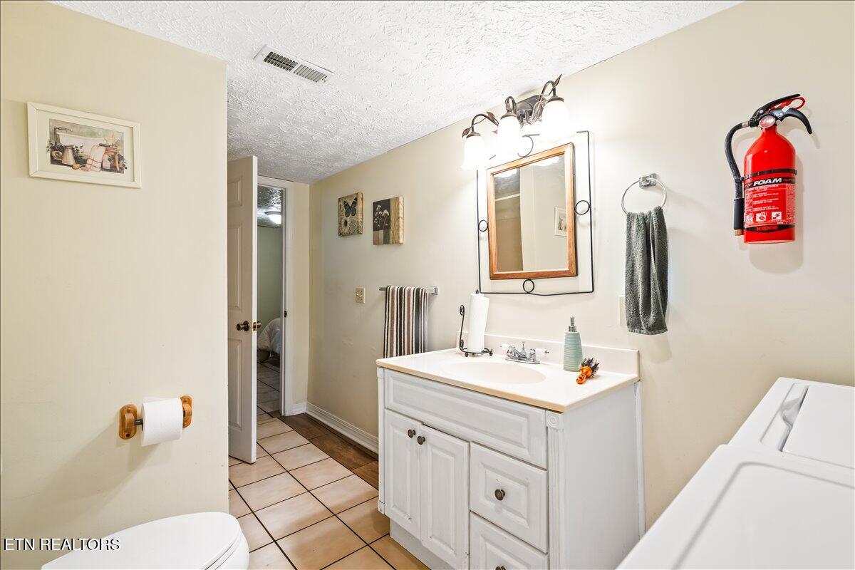 274 Pearl Road Lafollette TN 37766