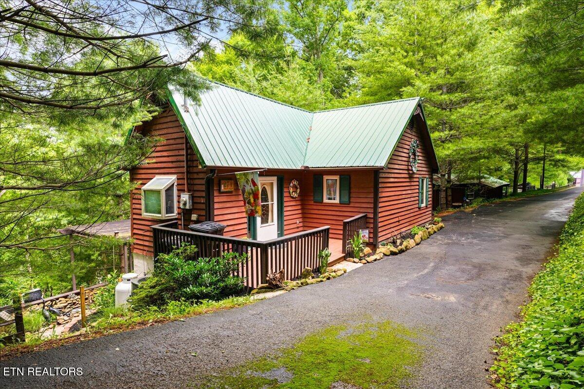 274 Pearl Road Lafollette TN 37766