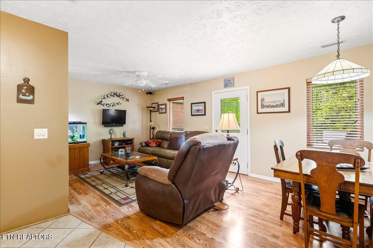 274 Pearl Road Lafollette TN 37766