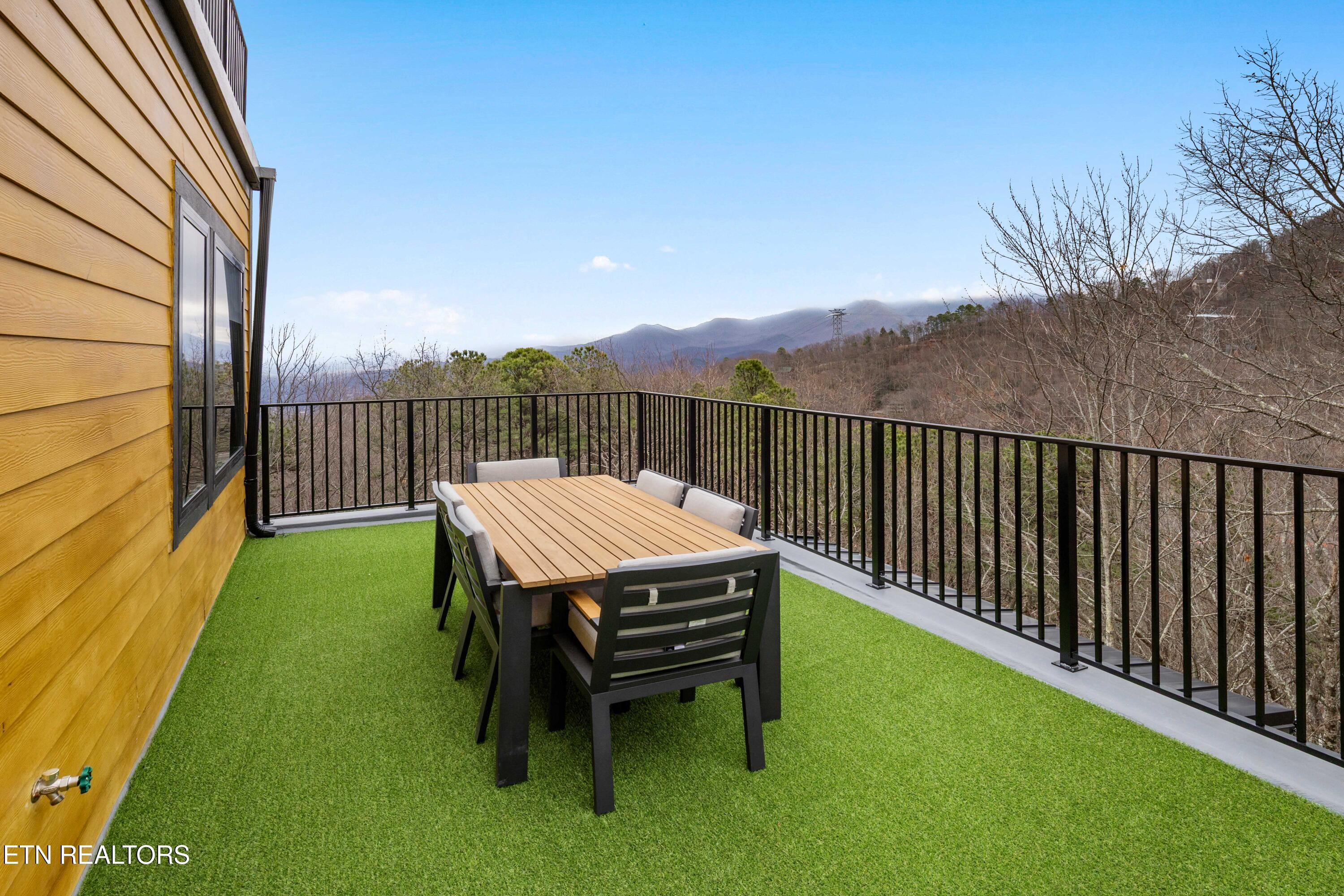 1253 Bavarian Way Gatlinburg TN 37738