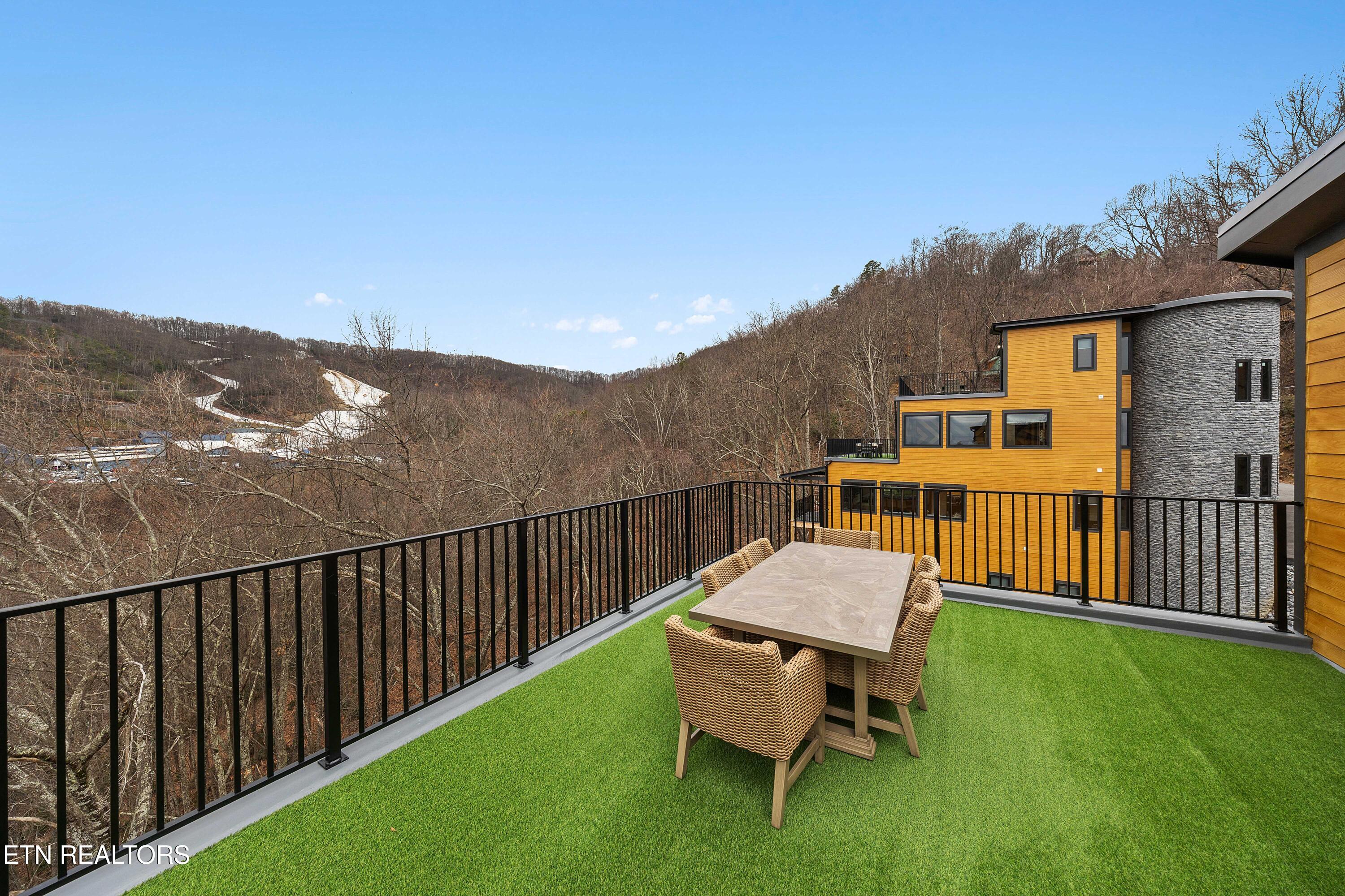 1253 Bavarian Way Gatlinburg TN 37738