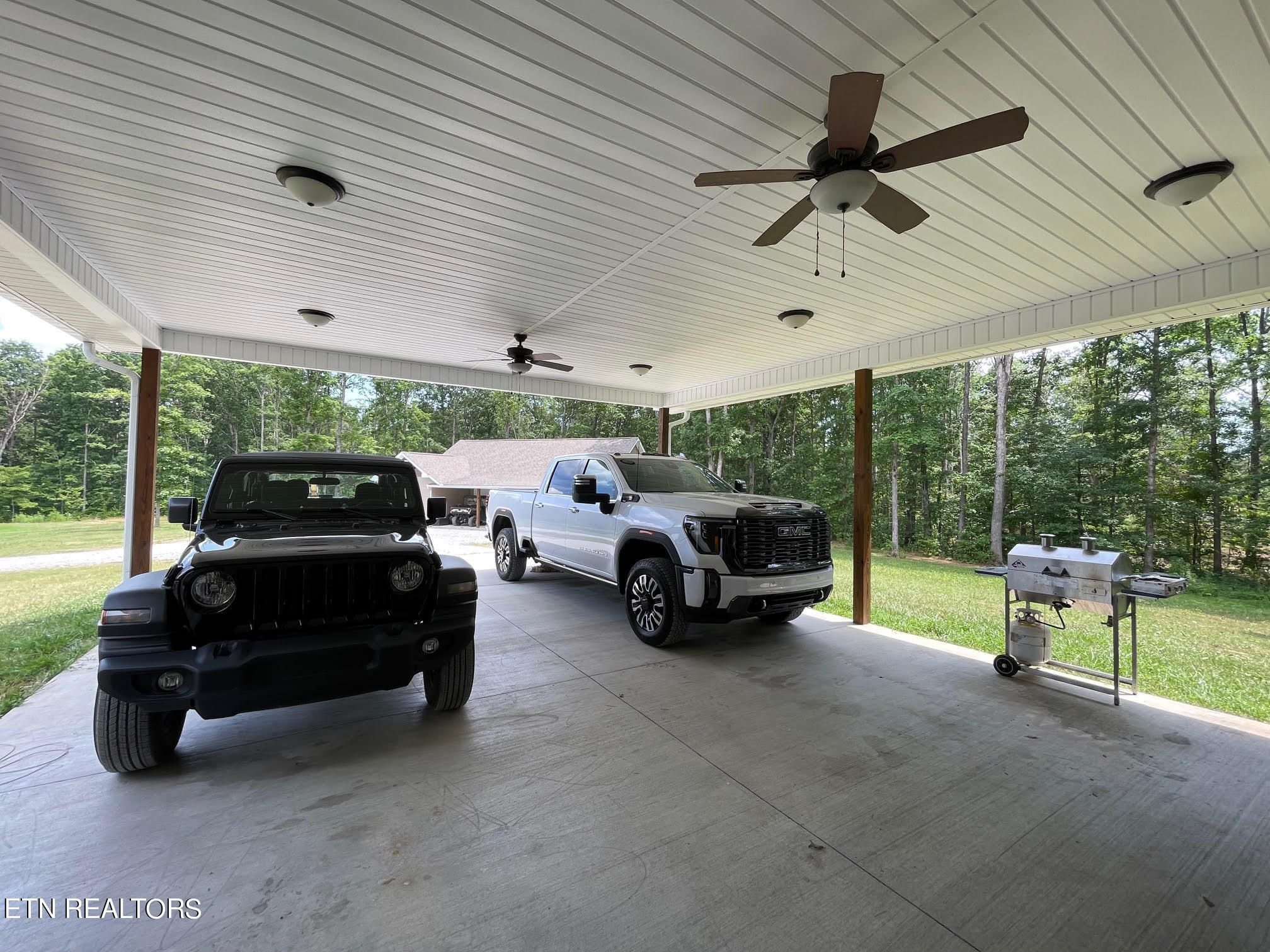1348 Franklin Loop Clarkrange TN 38553