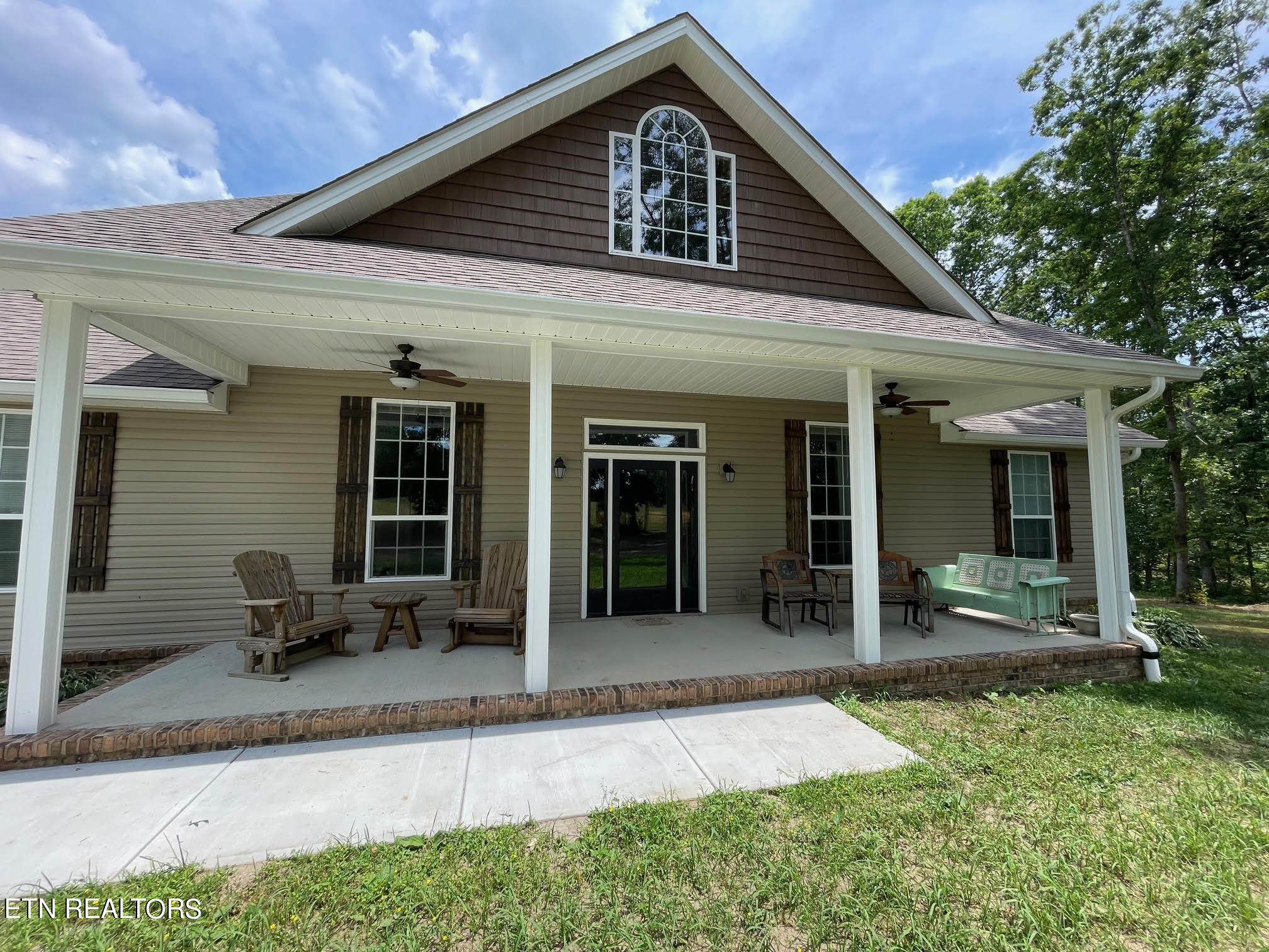 1348 Franklin Loop Clarkrange TN 38553