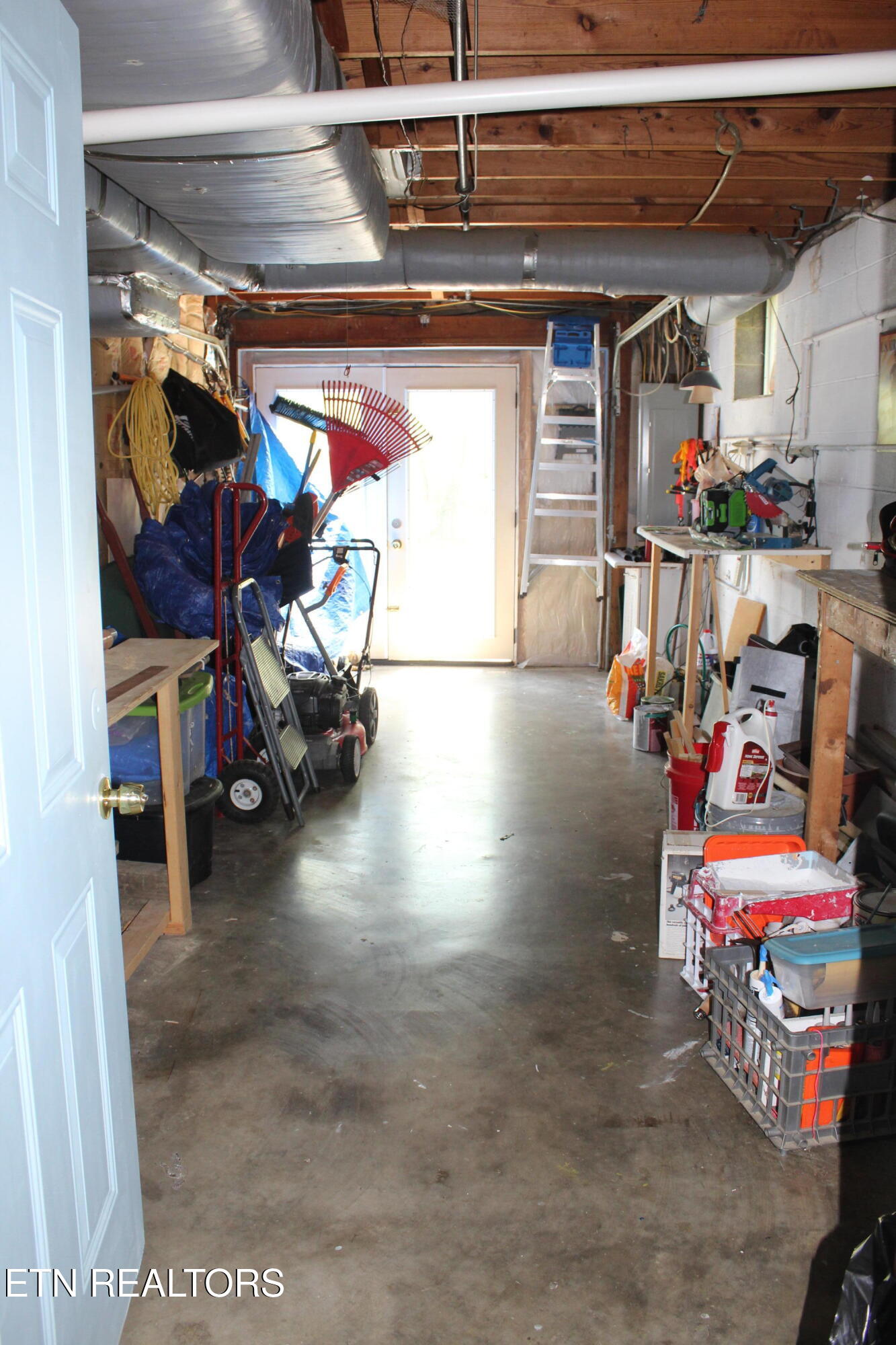 2704 Roland Lane Knoxville TN 37931