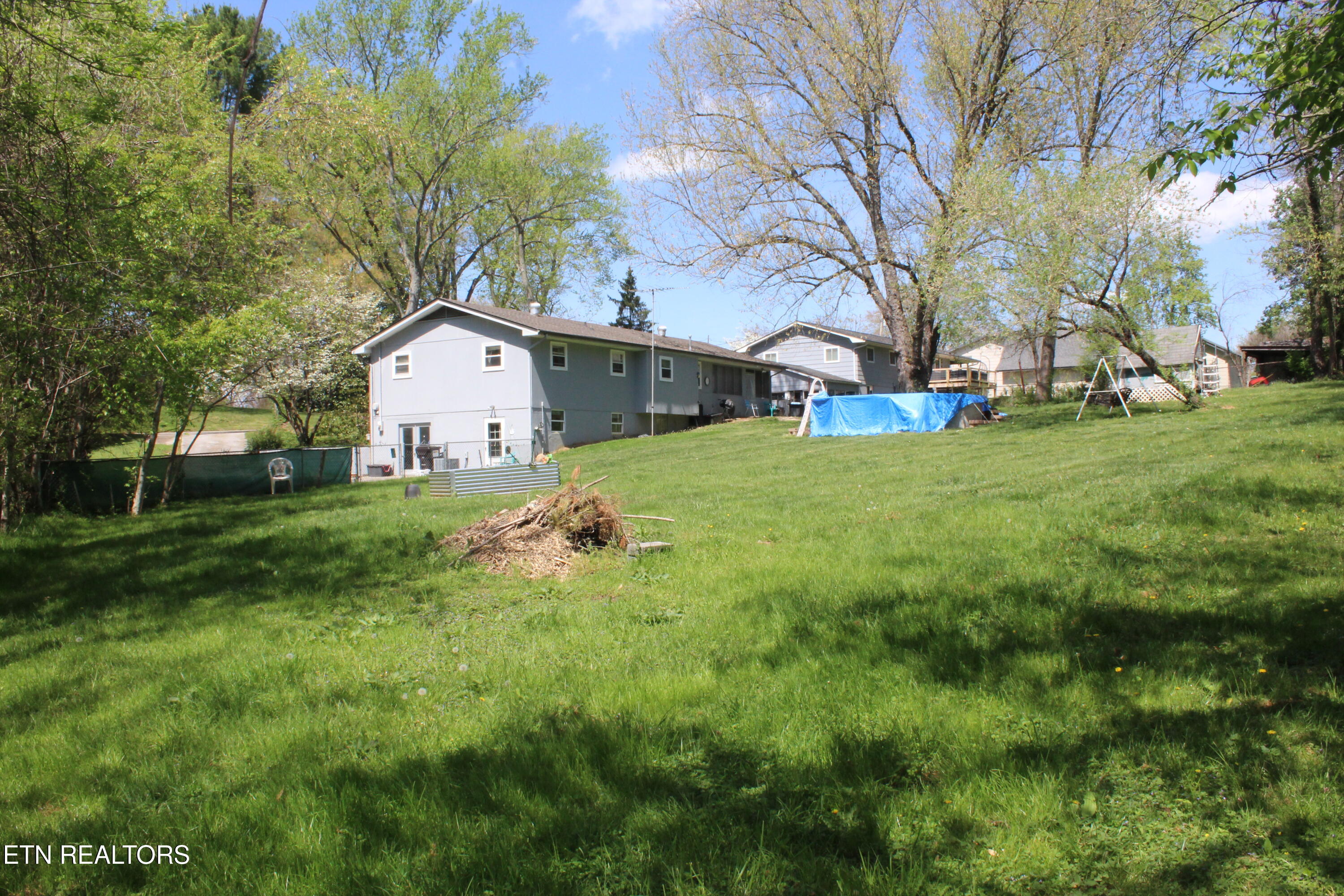 2704 Roland Lane Knoxville TN 37931