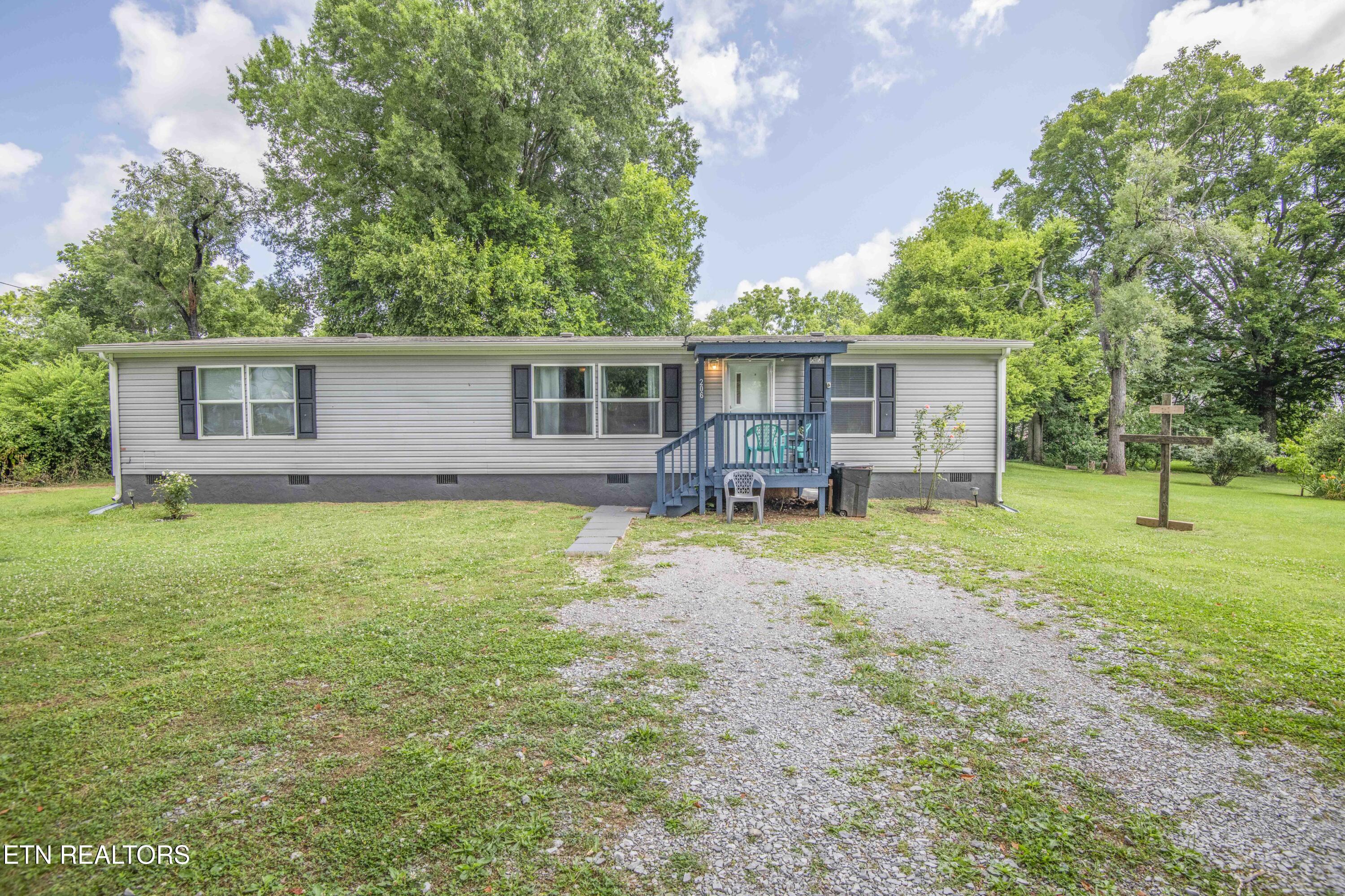 206 Bennett Street Sweetwater TN 37874