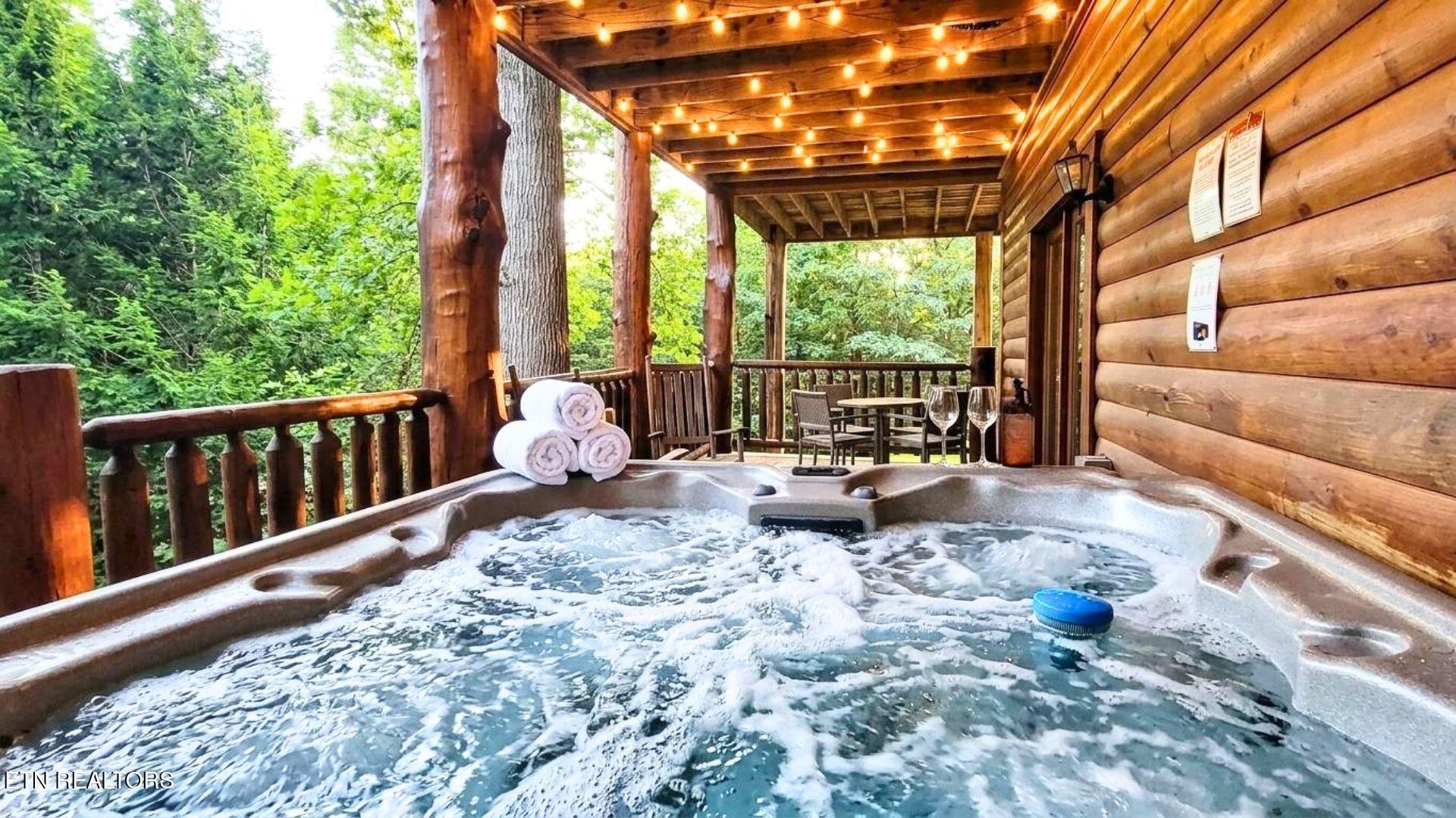 3620 Moonshine Way Gatlinburg TN 37738
