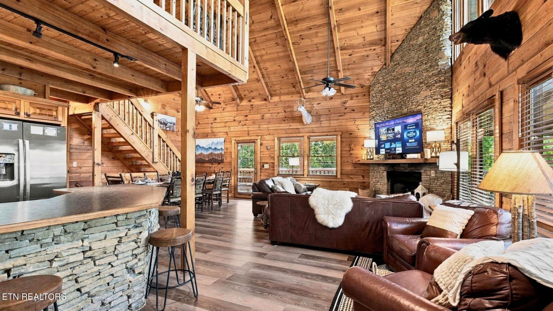 3620 Moonshine Way Gatlinburg TN 37738