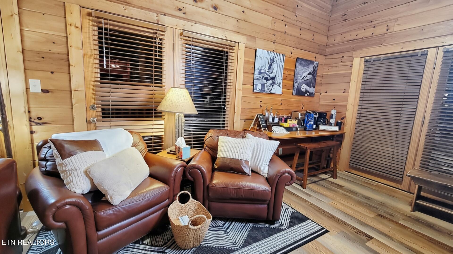 3620 Moonshine Way Gatlinburg TN 37738