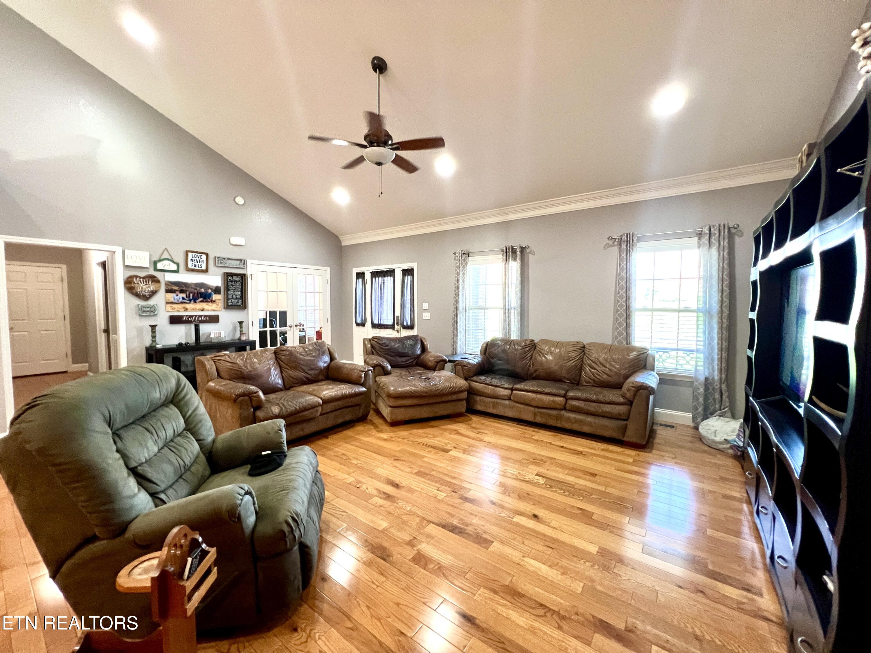 1329 Robert Ridge Road Sevierville TN 37862